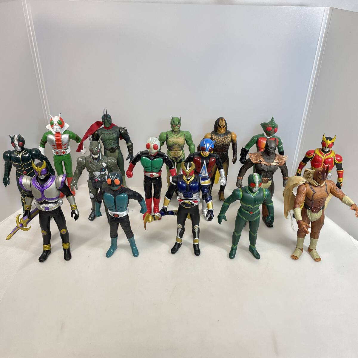 Yahoo!オークション -「仮面ライダークウガ 怪人 ソフビ」の落札相場