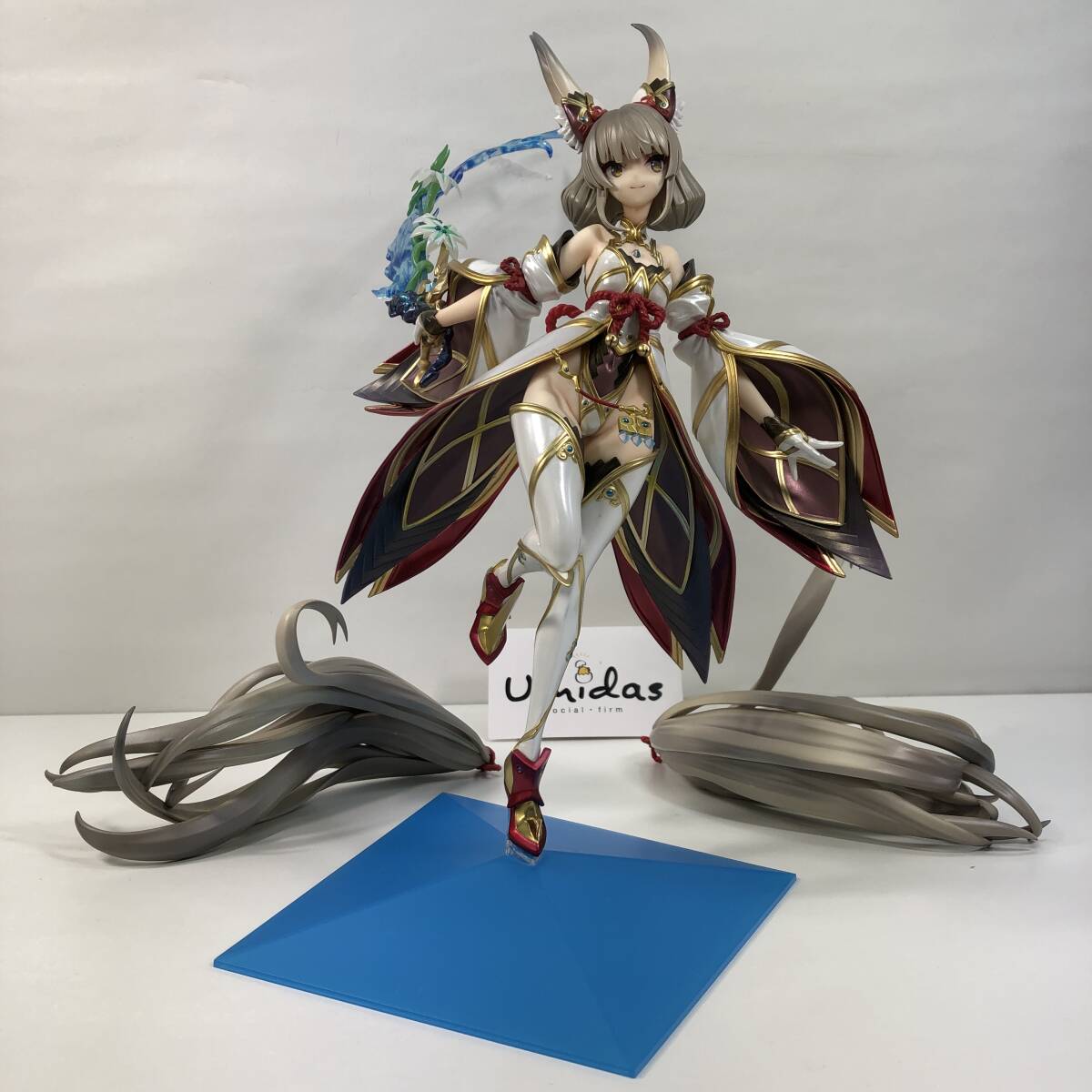 Yahoo!オークション -「ゼノブレイド2 ニア 1／7スケール」の落札相場