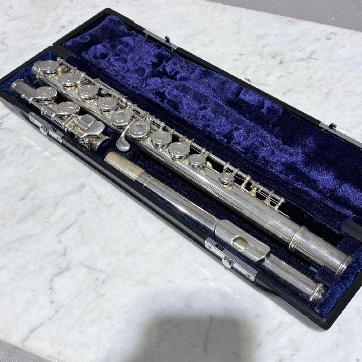 10 24-85717-18 YAMAHA ヤマハ YFL-31 フルート ケース 付き 管楽器