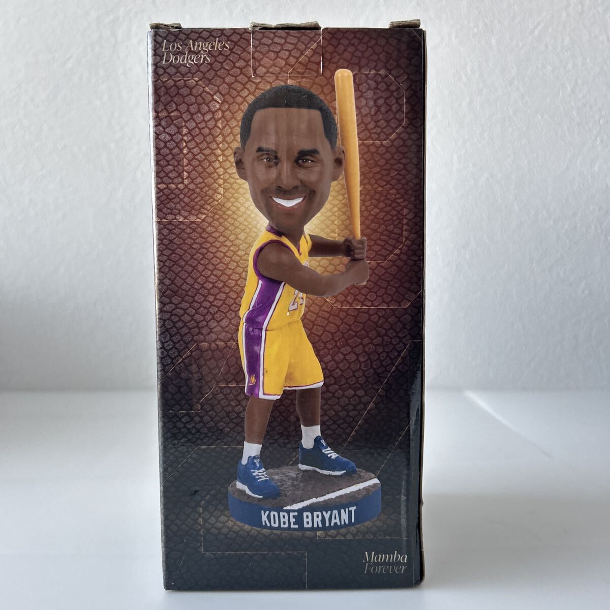 Yahoo!オークション -「kobe bryant」(フィギュア) の落札相場・落札価格