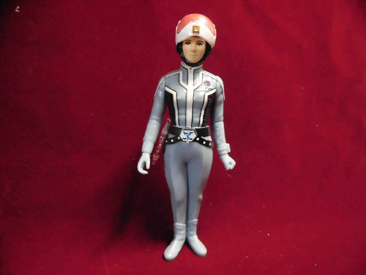 Yahoo!オークション -「ウルトラセブン アンヌ隊員」(ウルトラマン