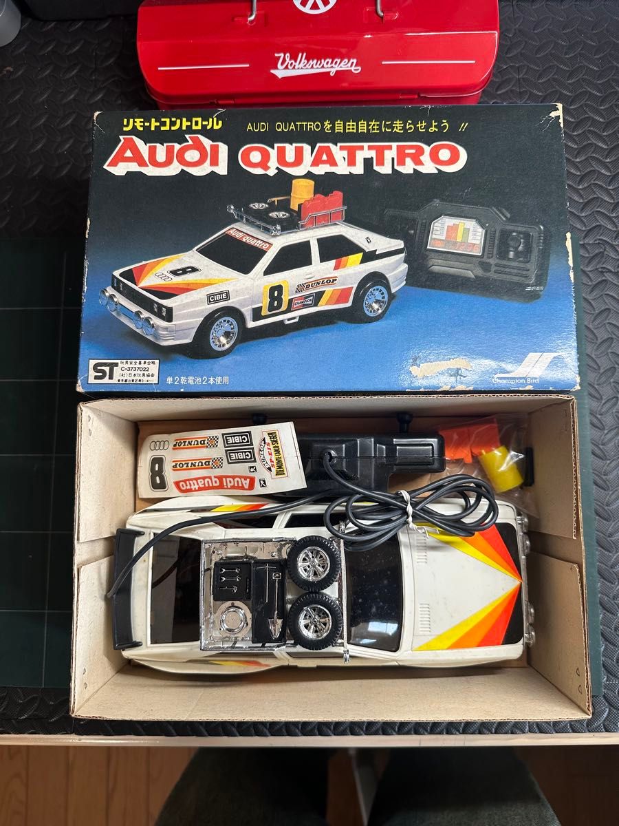 昭和40年代初期 バンダイ ラジオコントロール無線操縦CAR パトカー