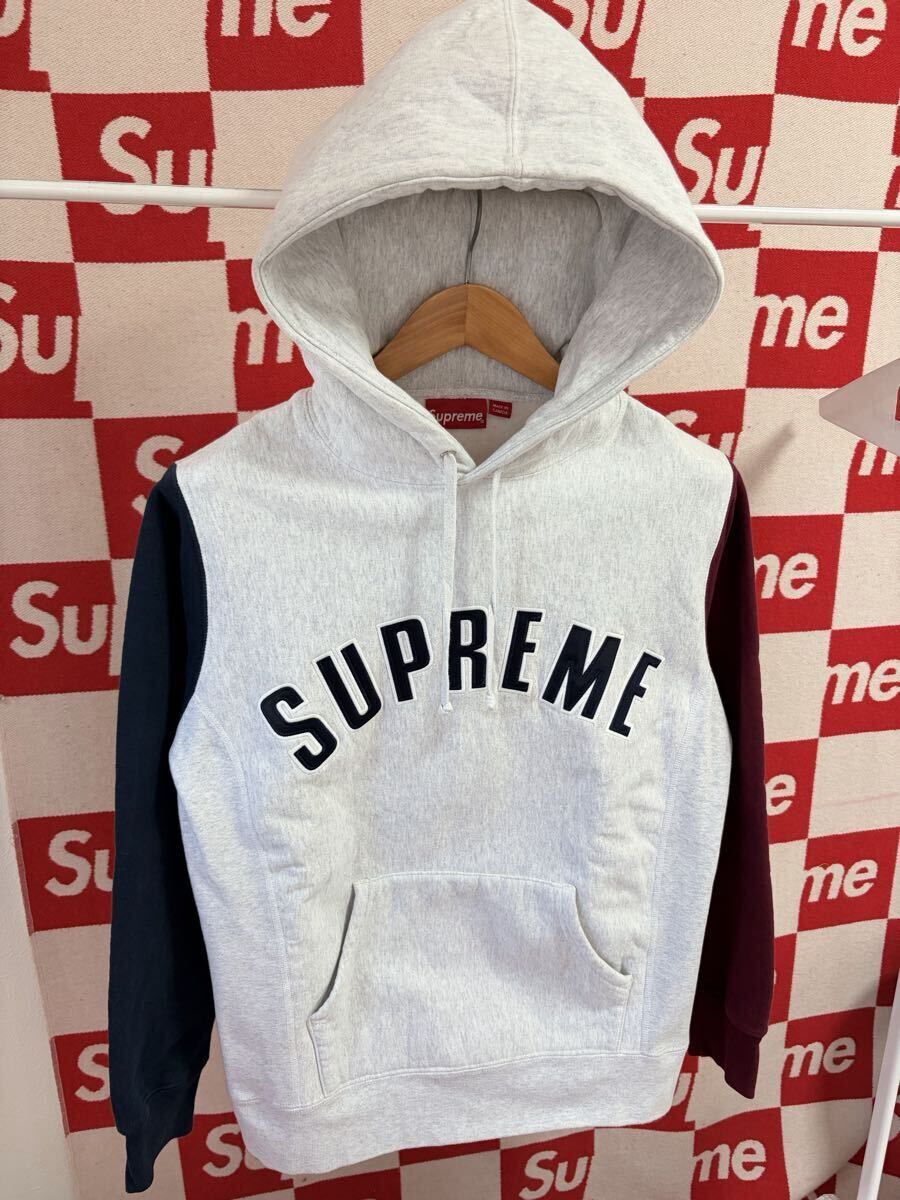 Yahoo!オークション -「supreme アーチロゴパーカー」の落札相場・落札価格