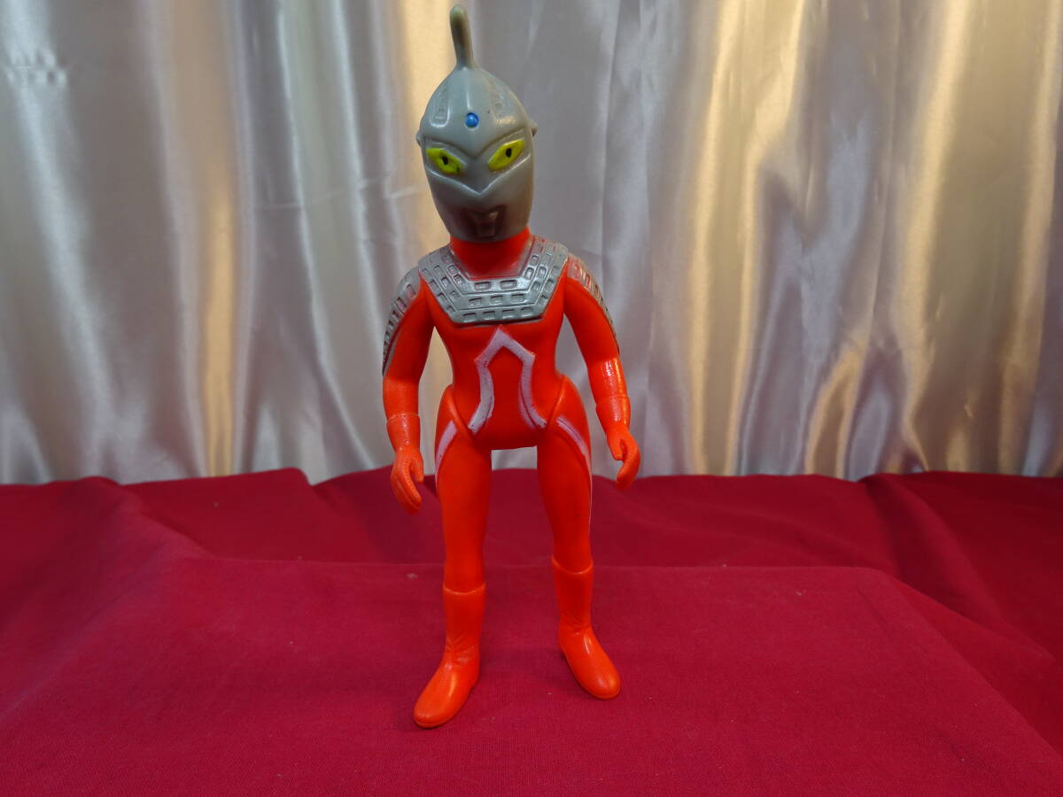 Yahoo!オークション -「ウルトラセブン ソフビ」(ビンテージ) の落札
