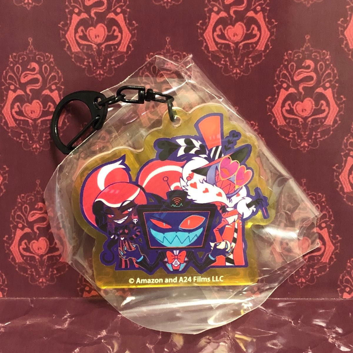 アニメイトカフェ ハズビンホテル スクエア缶ケース チームV