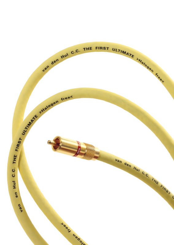 ティアック、カーボン導体採用のvan den Hul製ケーブル