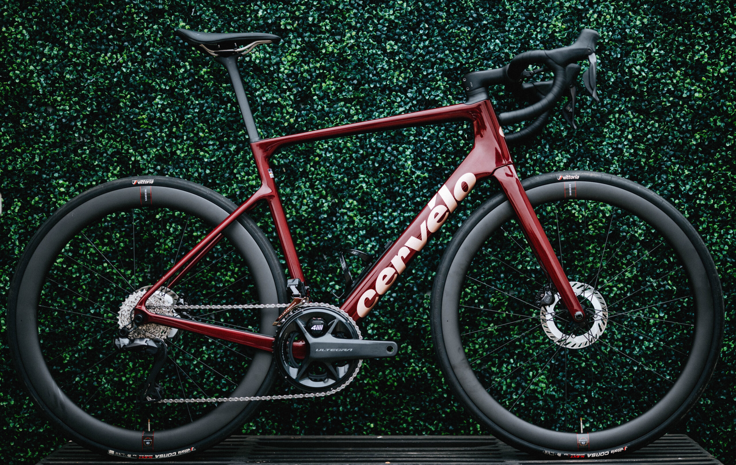 CALEDONIA-5 フレームセット（2025） 2色展開 – Cervélo ｜ サーヴェロ
