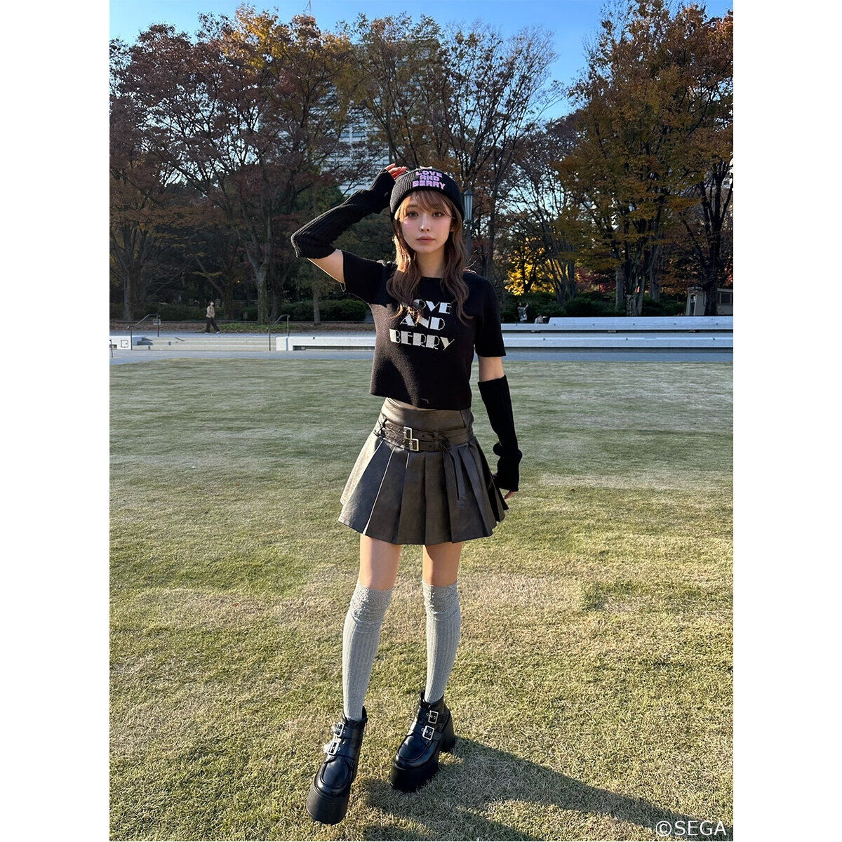 オシャレ魔女 ラブ and ベリー×GRL アームウォーマー付きロゴニット
