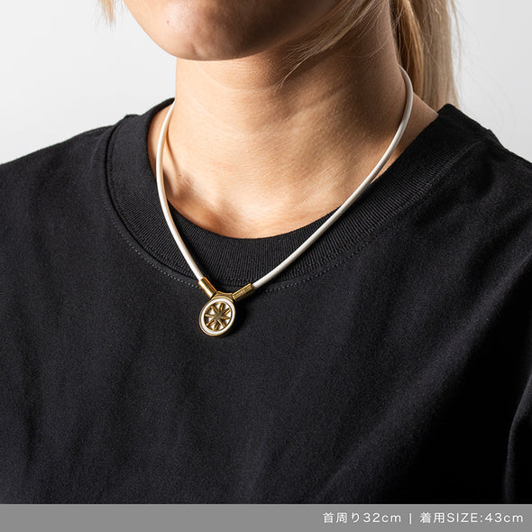 Healthcare Necklace Earth mini 2.0 – BANDEL®︎｜公式オンラインストア