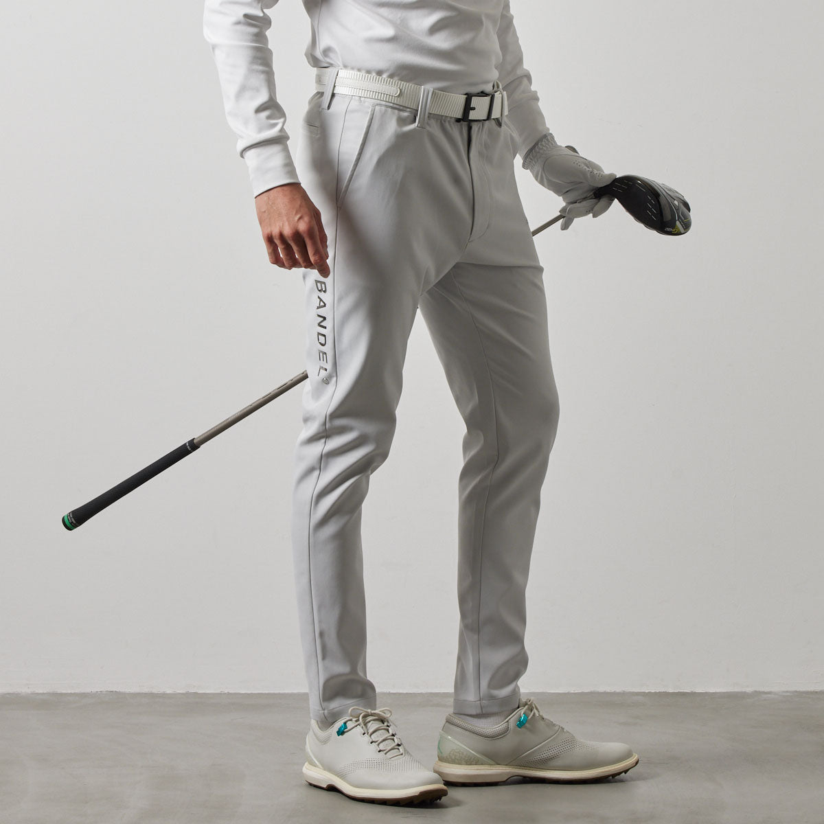 SIDE LOGO STRECH TAPERED PANTS – BANDEL®︎｜公式オンラインストア