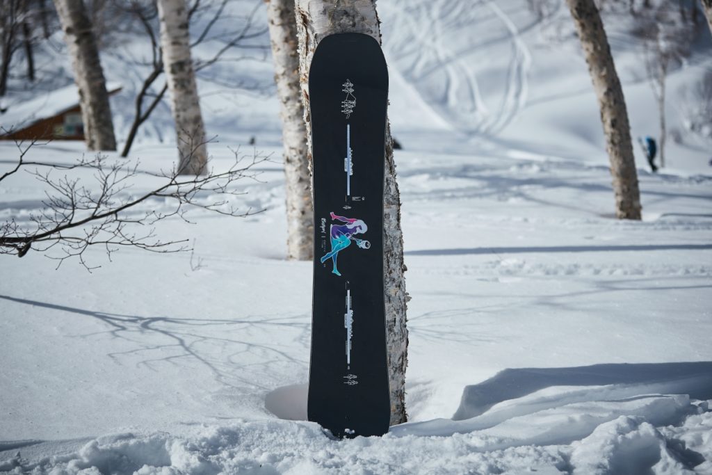 BURTONが贈る“間違いない”傑作ボードを乗り比べてみた | スノーボード