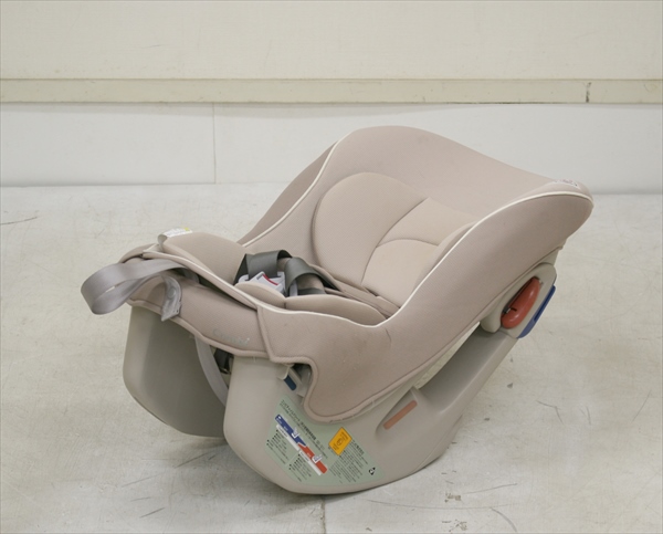 コッコロS UX ヘーゼルナッツ №24415 | ベビー用品のレンタル BABYFAN