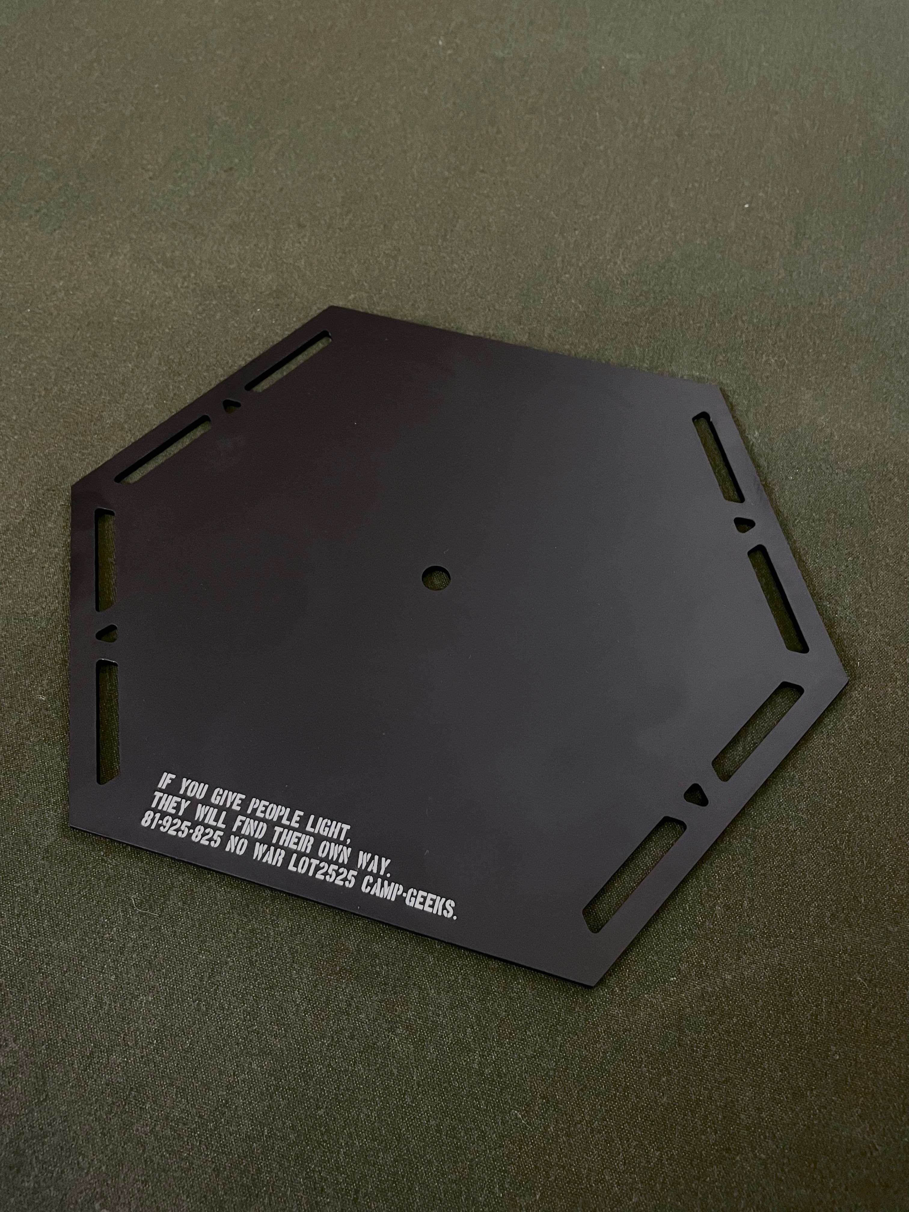EDGE STAND PLATE＞エッジスタンドプレート | CAMP GEEKS