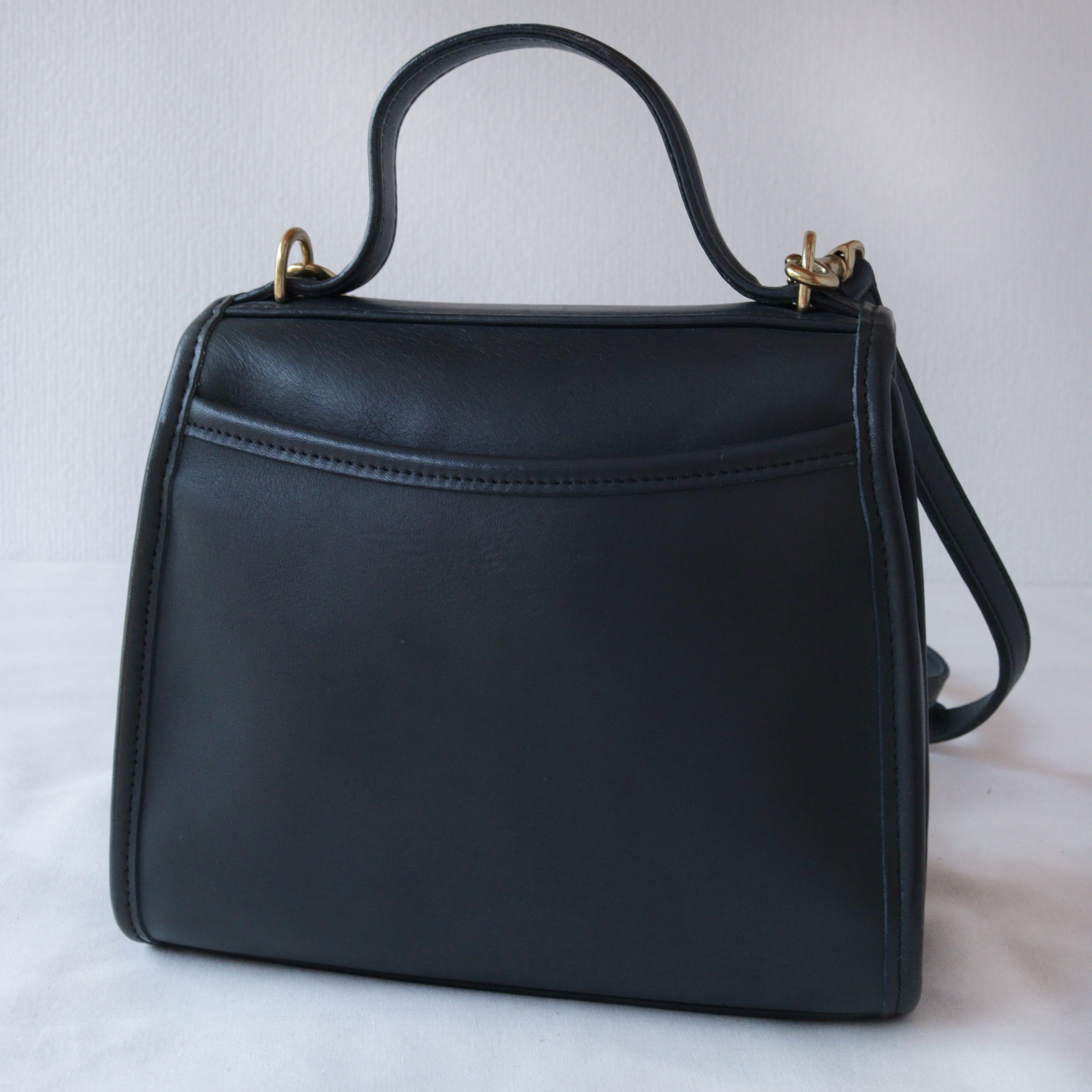 RARE VINTAGE COACH (OLD COACH オールドコーチ ショルダーバッグ