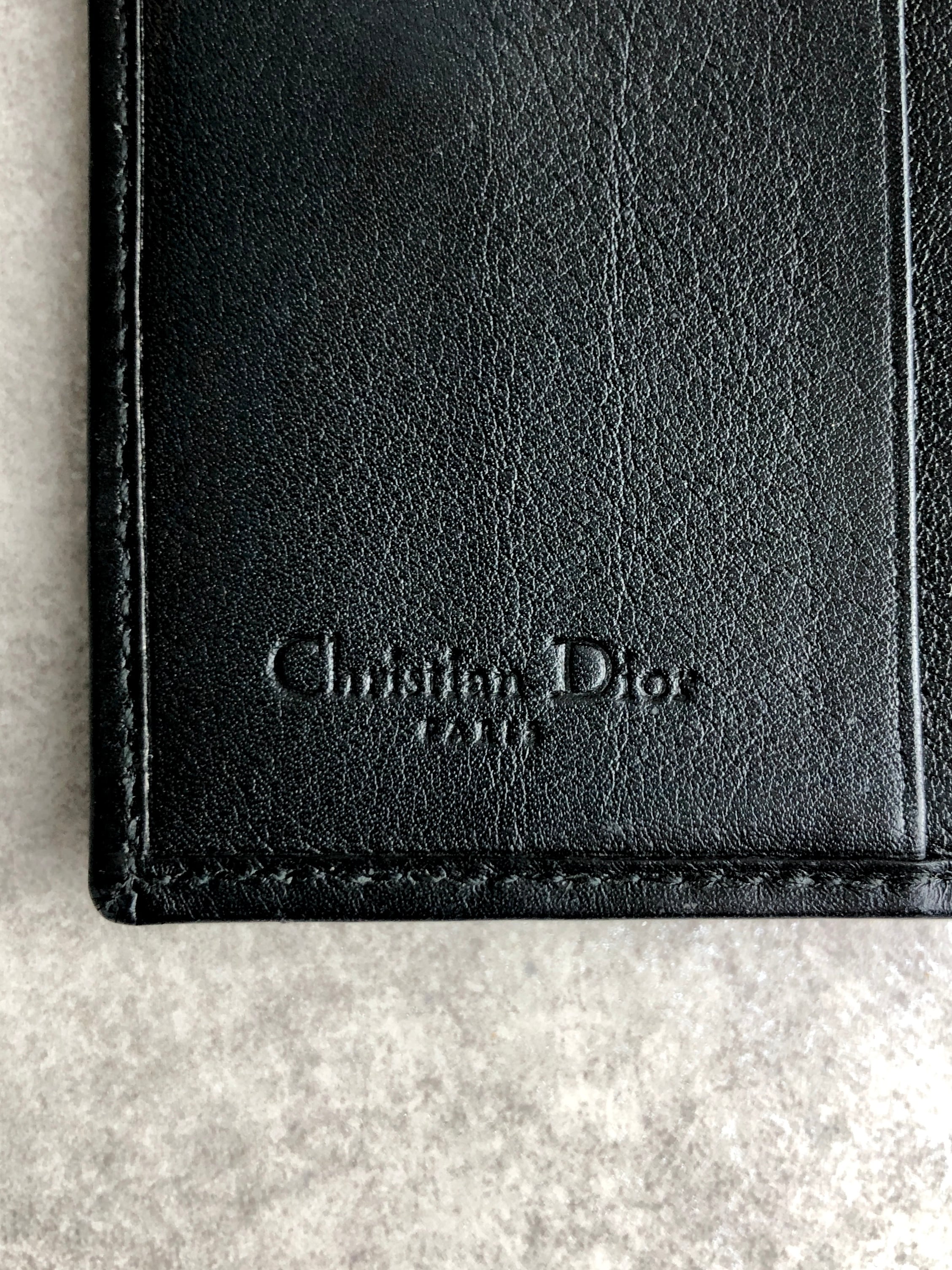 Christian Dior クリスチャン ディオール 財布 ブラック Dチャーム
