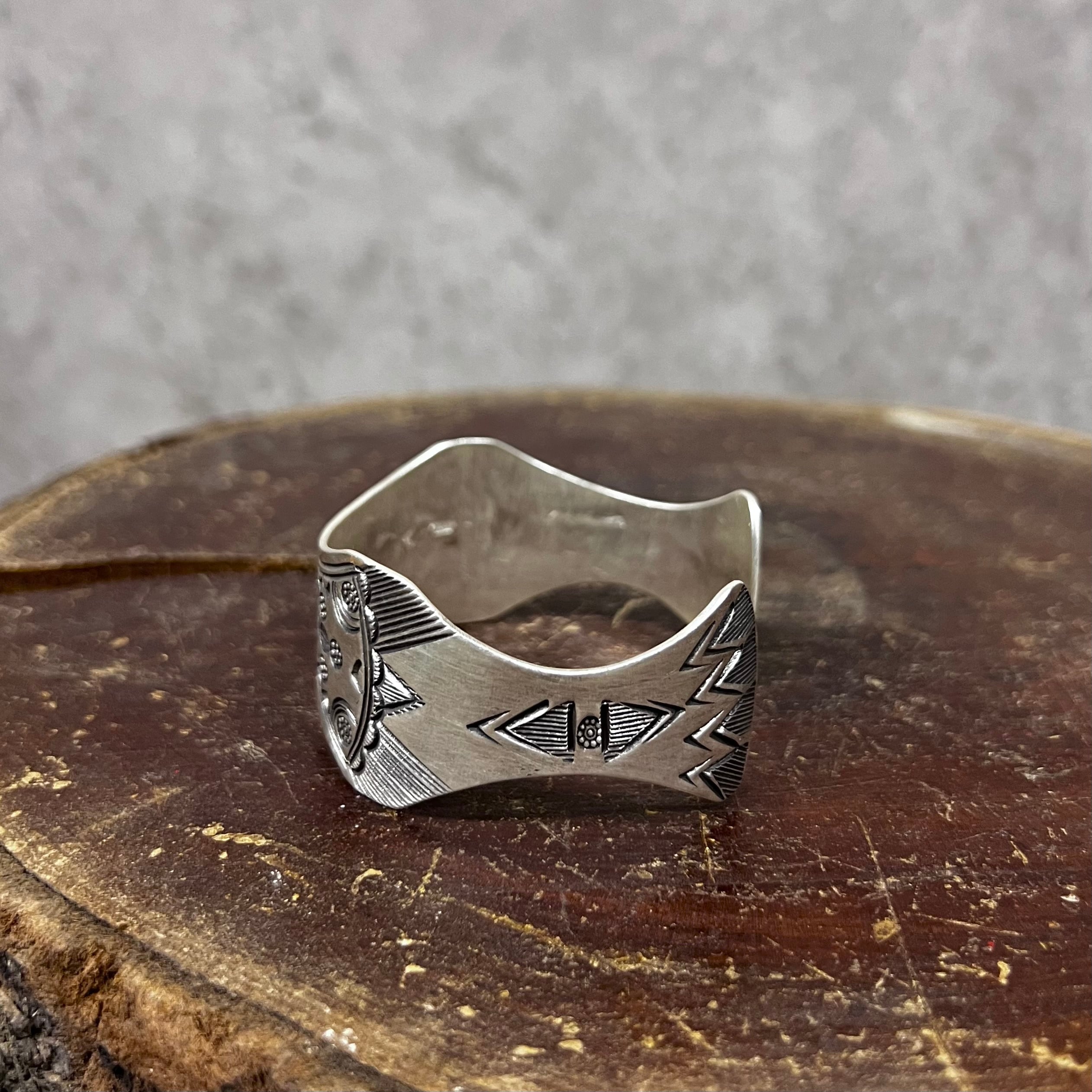 folk jewelry / 