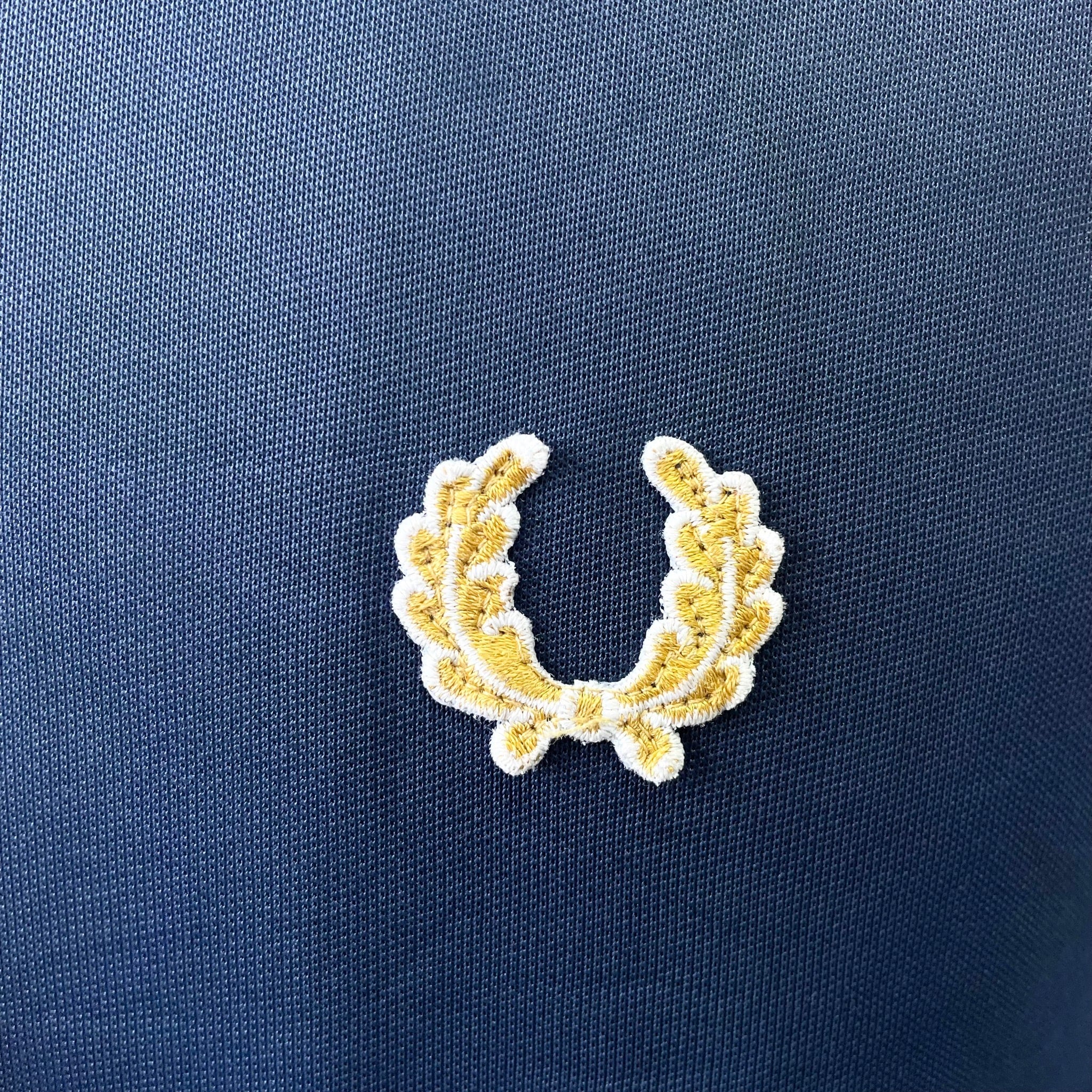 ポルトガル製】フレッドペリー トラックジャケット 刺繡リースロゴ
