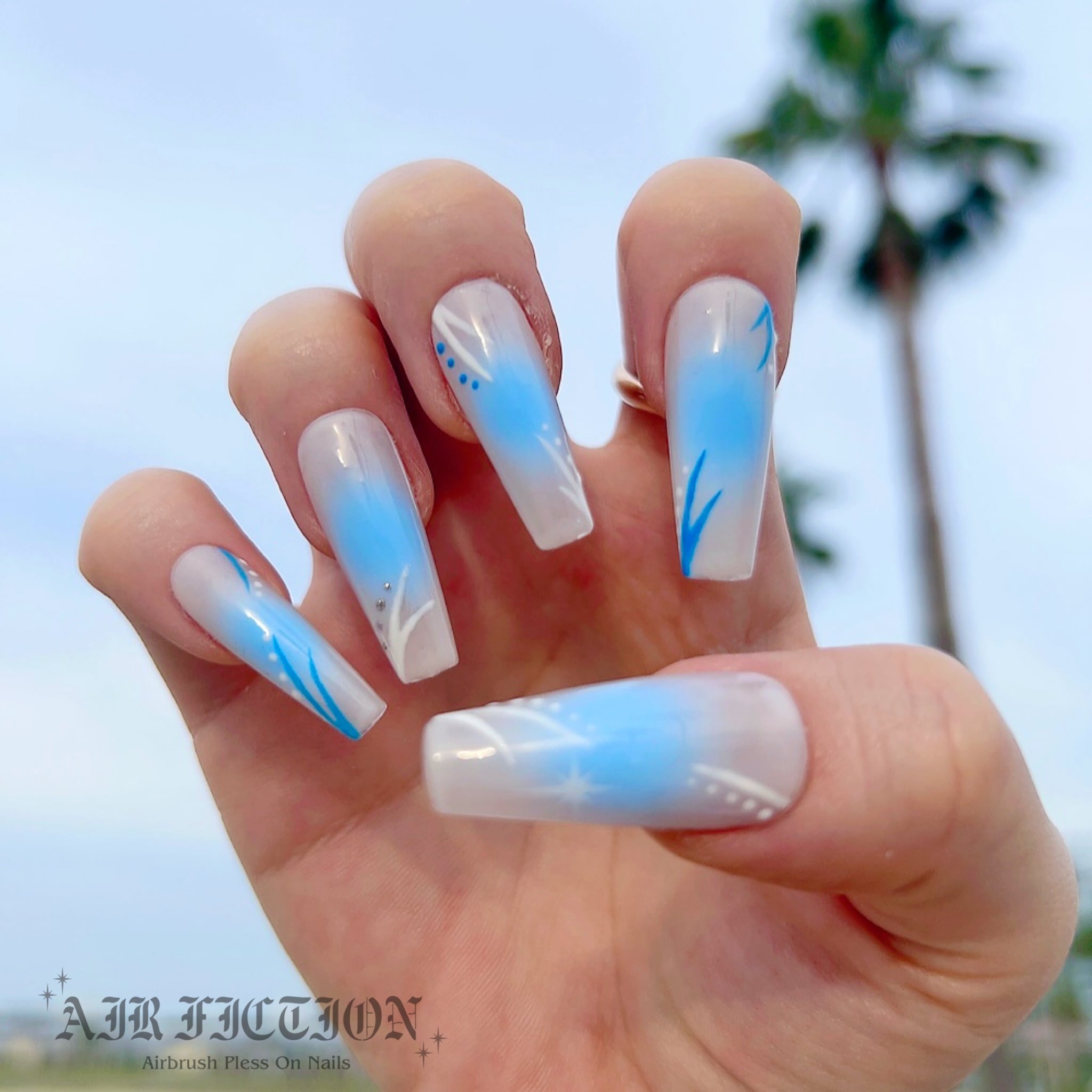 Blue cheek/airbrush press on nail✳︎エアブラシネイルチップ A-007
