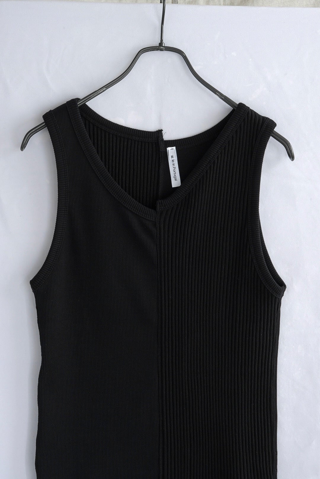 CHRISTINA SEEWALD - ASYMMETRIC VEST TOP, BASICS / BLACK | Brownie