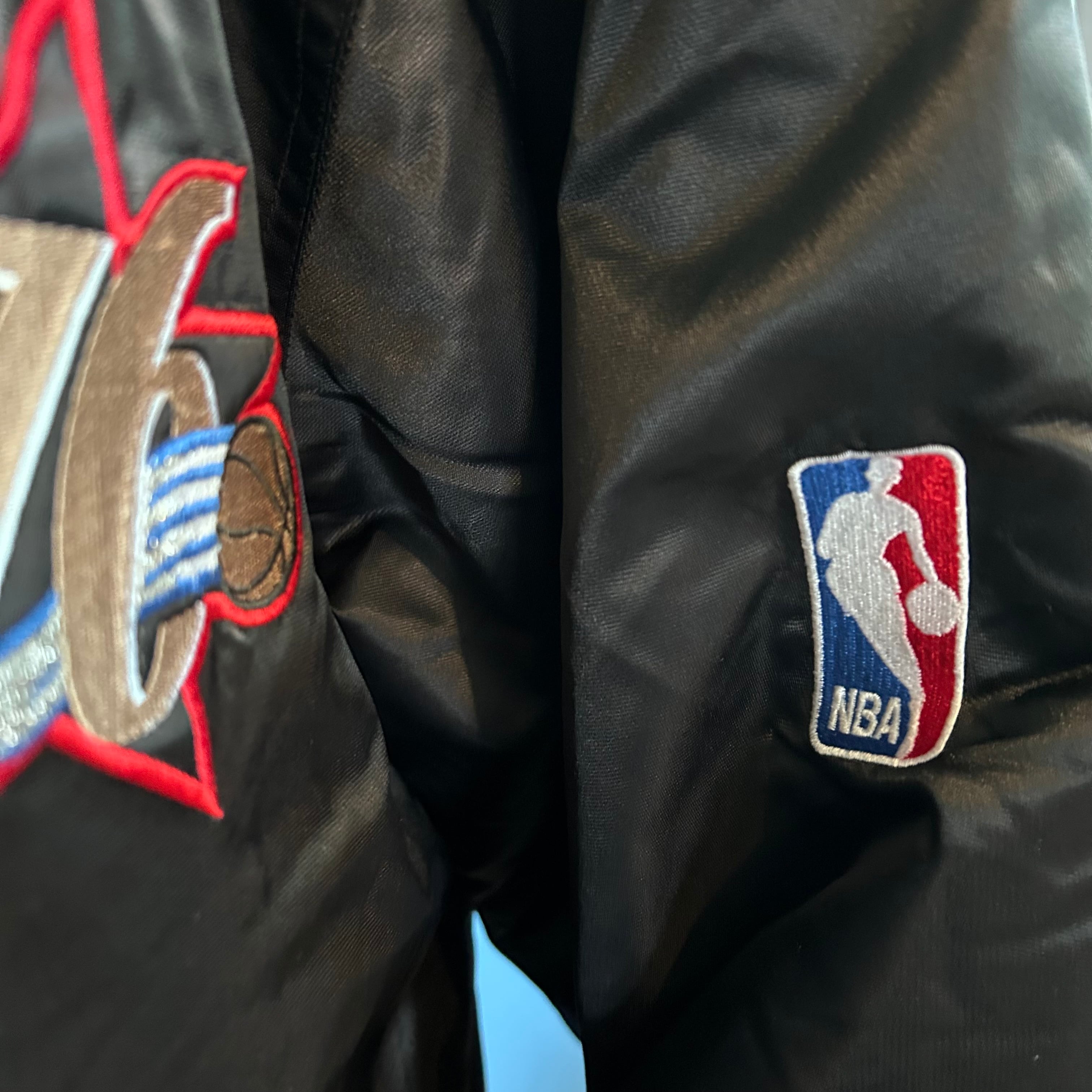Reebok】ナイロンスタジャン NBA 76ERS 中綿 ブラック XLサイズ | 古着
