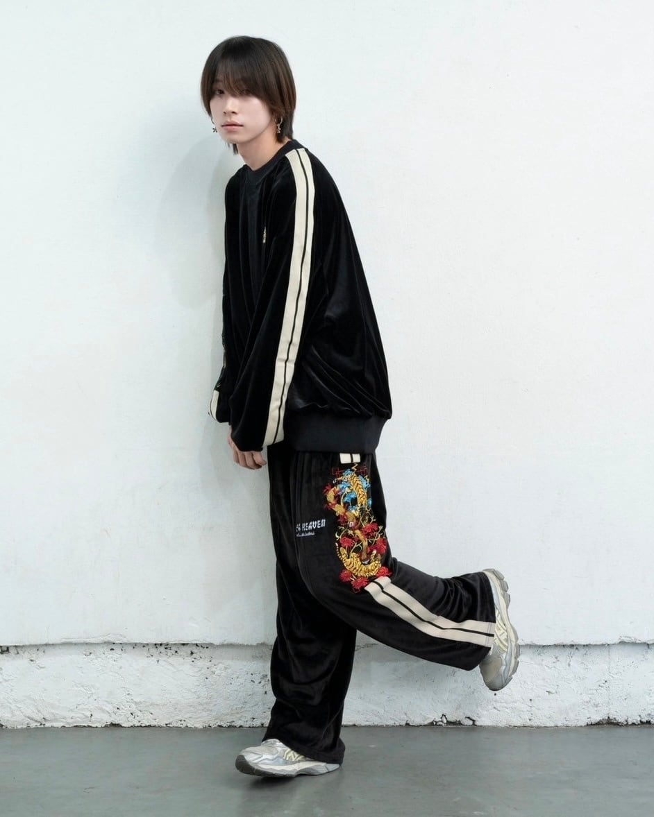 Tiger track pants/Black | チュウカタベタイ