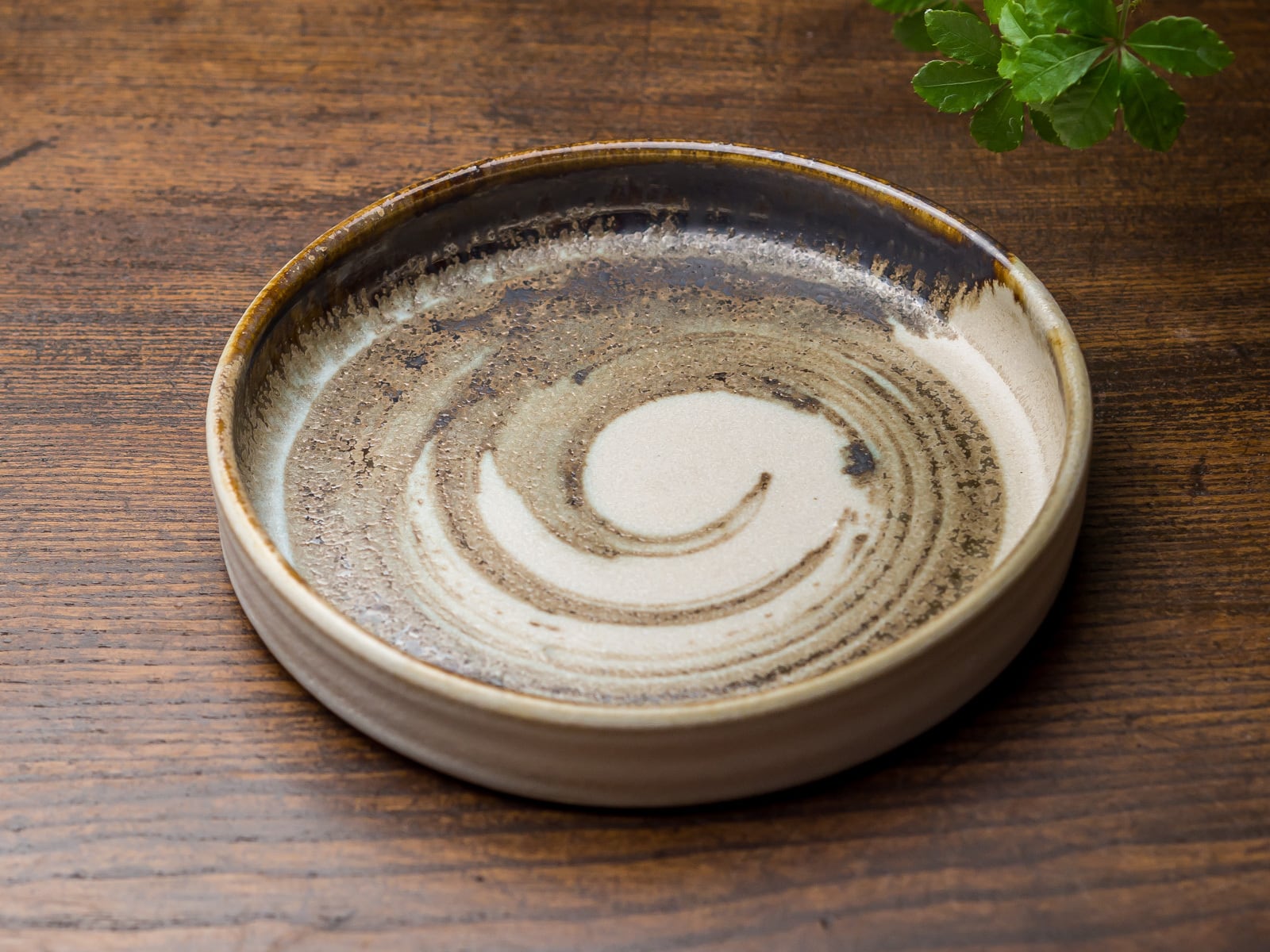 渦巻6寸ドラ鉢（切立皿・銅鑼鉢 ）／吉永哲子 | 手作りの器・食器の