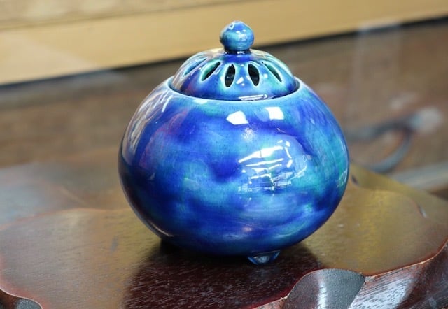 絶品！清水焼香炉☆手描きオーダー発注品◇水色地×ダリア 絶品！清水焼