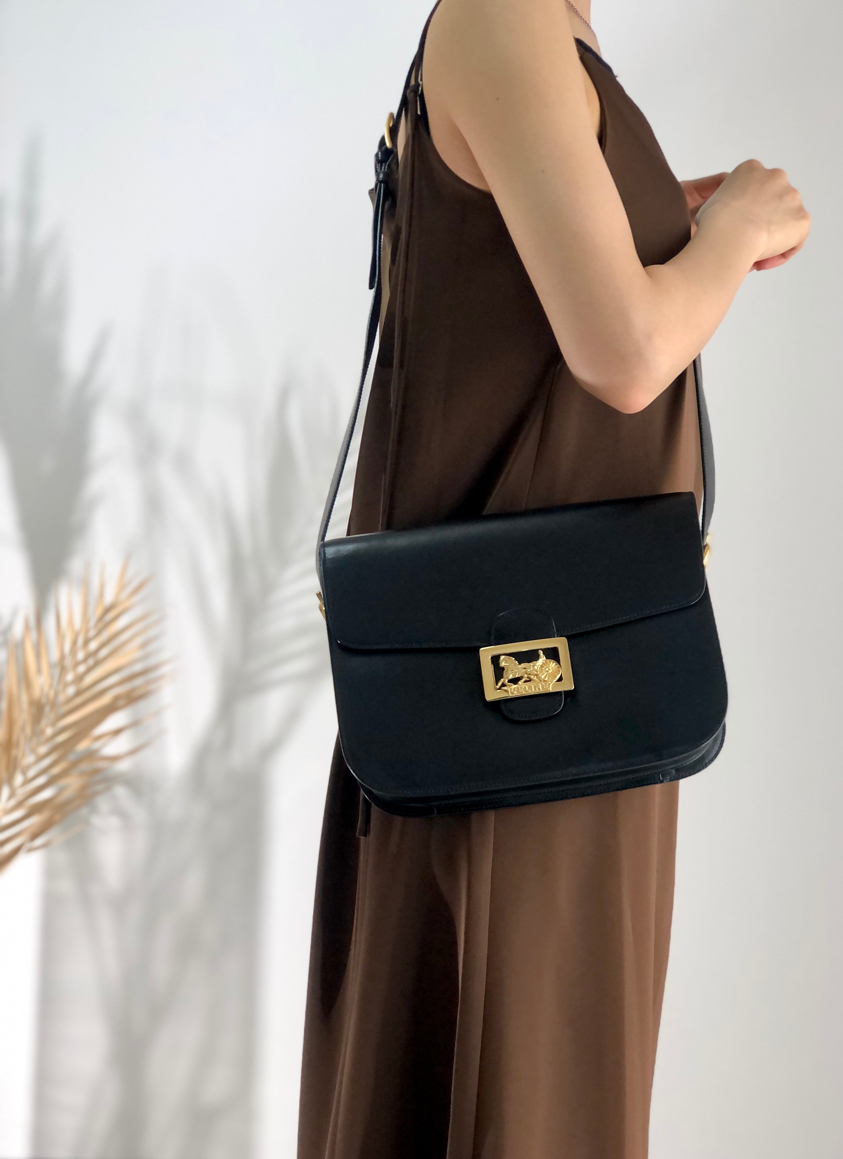 CELINE セリーヌ 馬車 ホースキャリッジ レザー クロスボディ