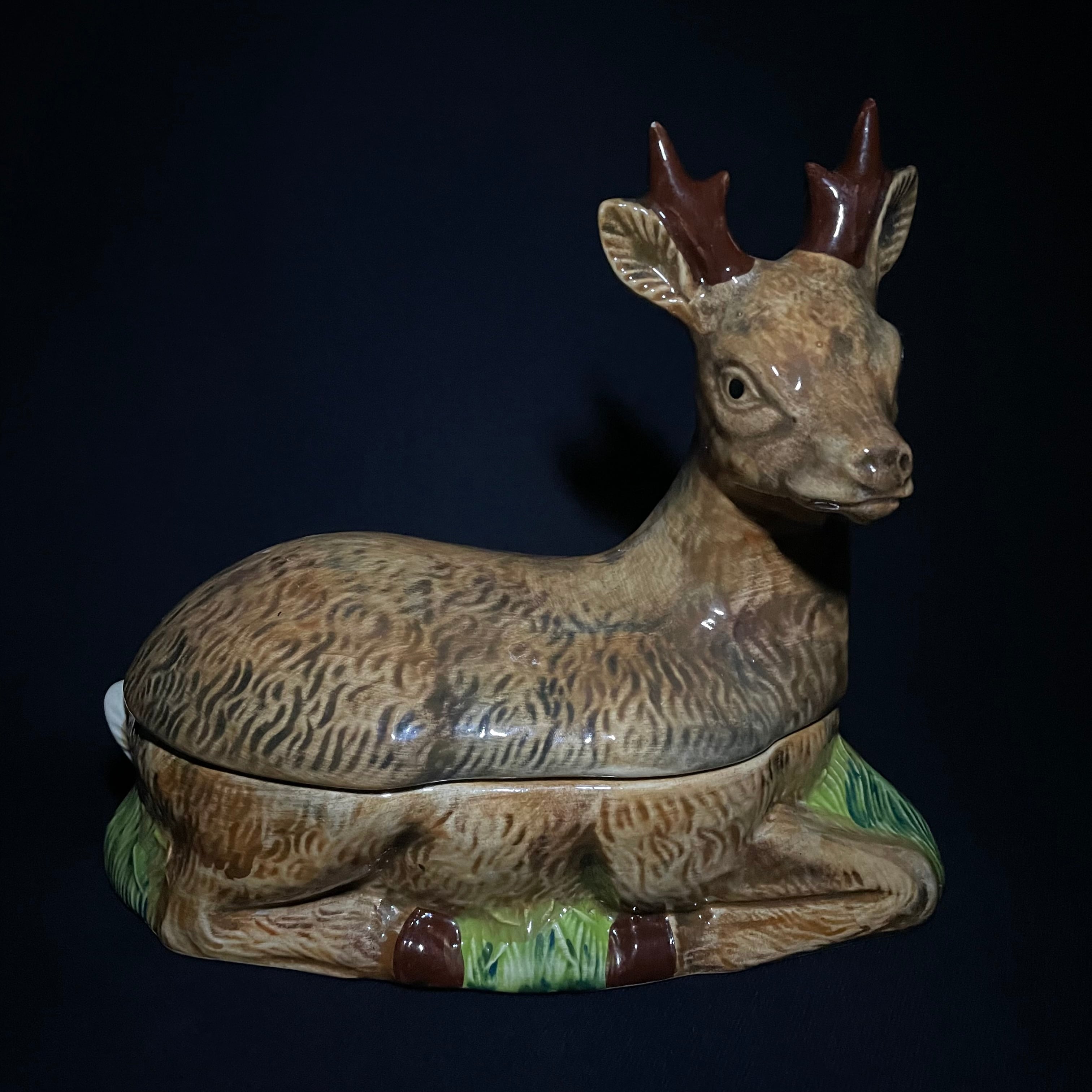 Terrine de Michel Caugant ,Cerf en céramique/ミシェルコーガン