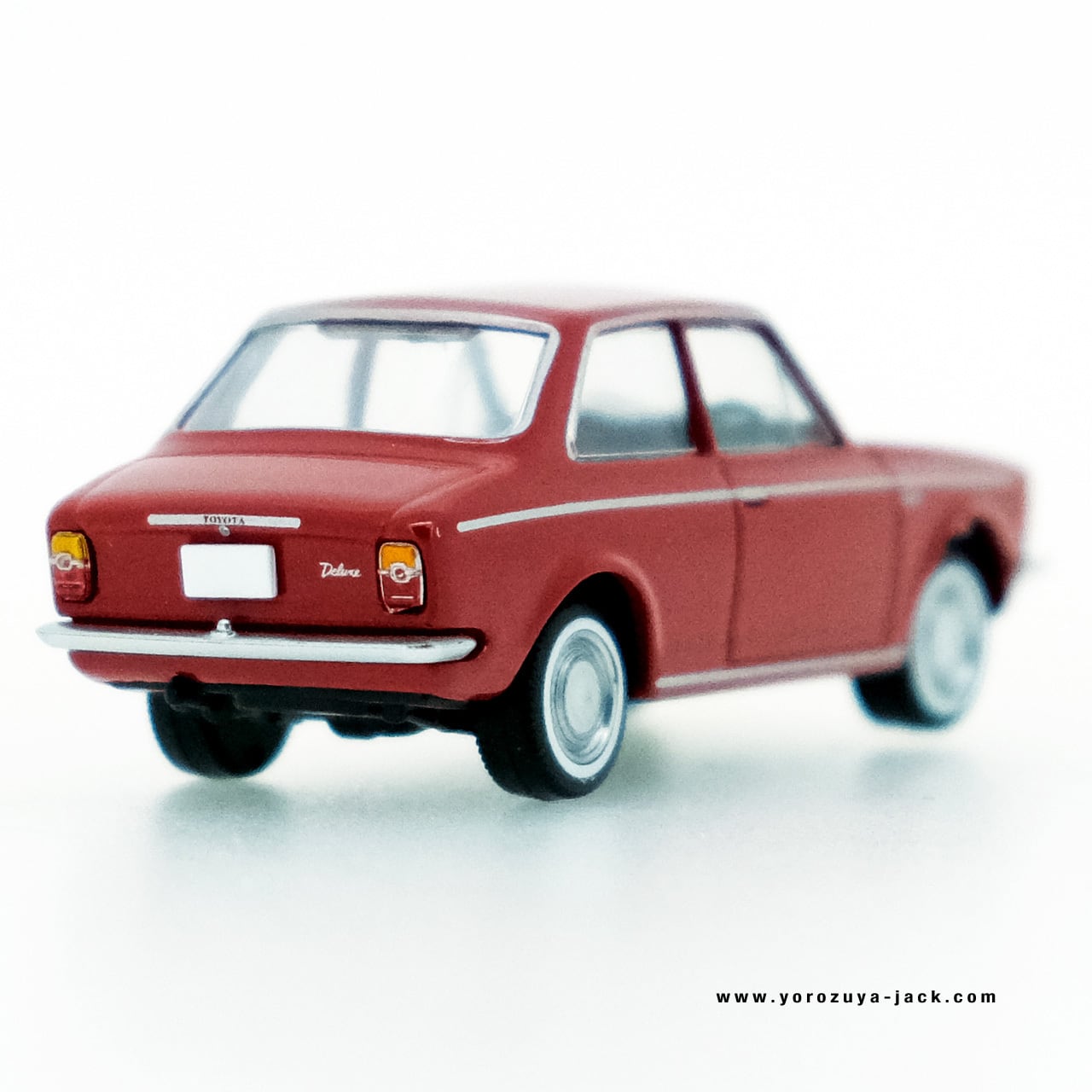 トミカリミテッドヴィンテージ LV-55b トヨタ カローラ 1100 2ドア