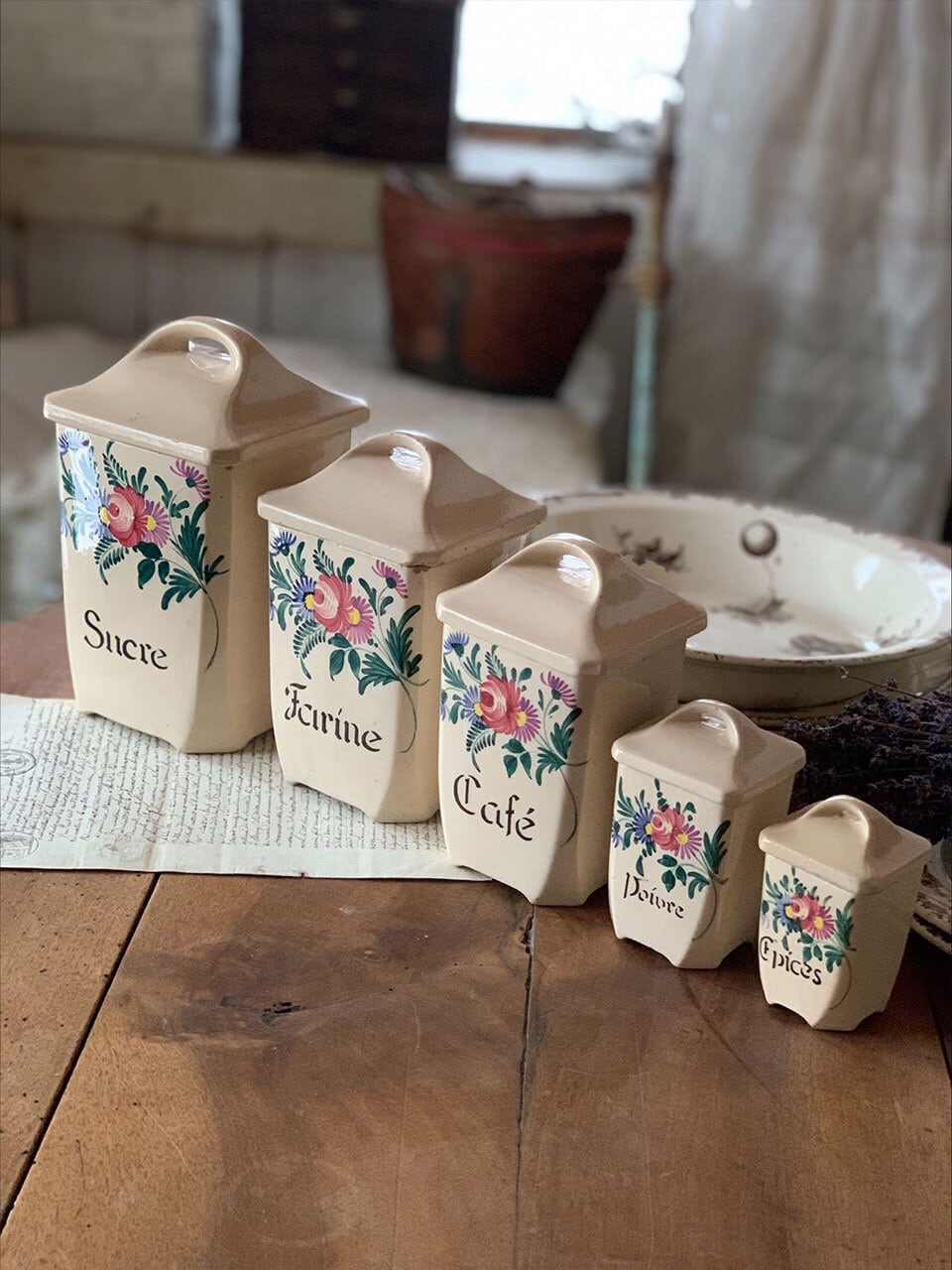 陶器のキャニスター5個セット 3色花柄 | Brocante de La Cocotte
