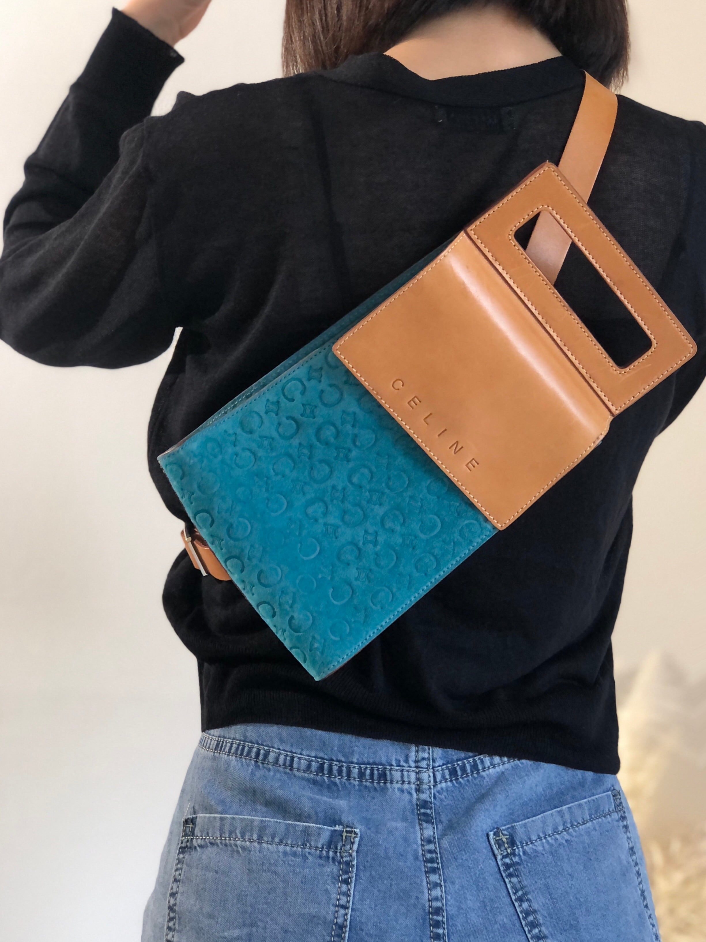 CELINE セリーヌ Cマカダム ロゴ型押し スエード ボディバッグ ミニ