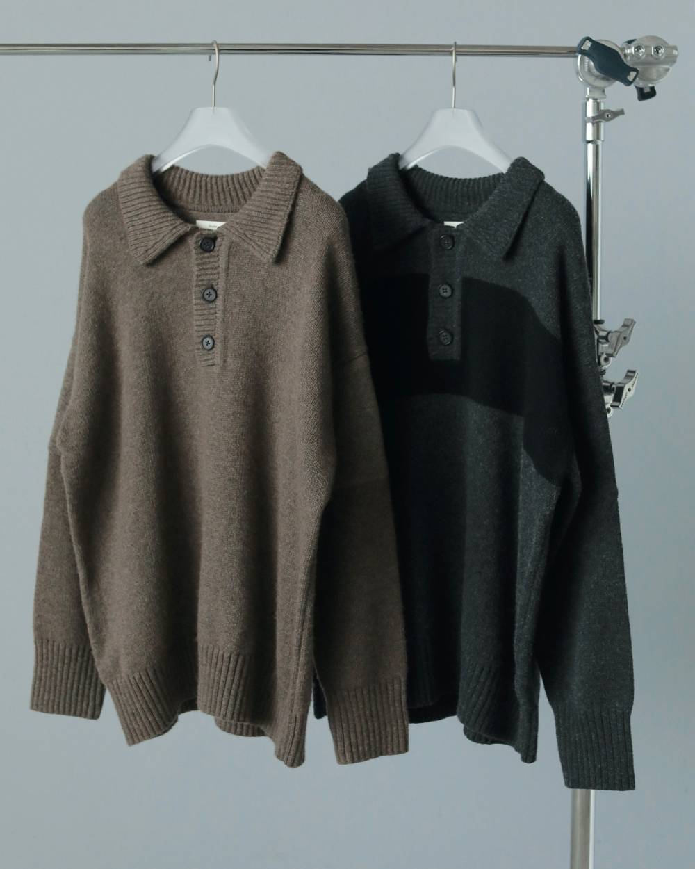 anuke(アンヌーク) Wool Polo Knit | サウスオレンジ｜メンズ