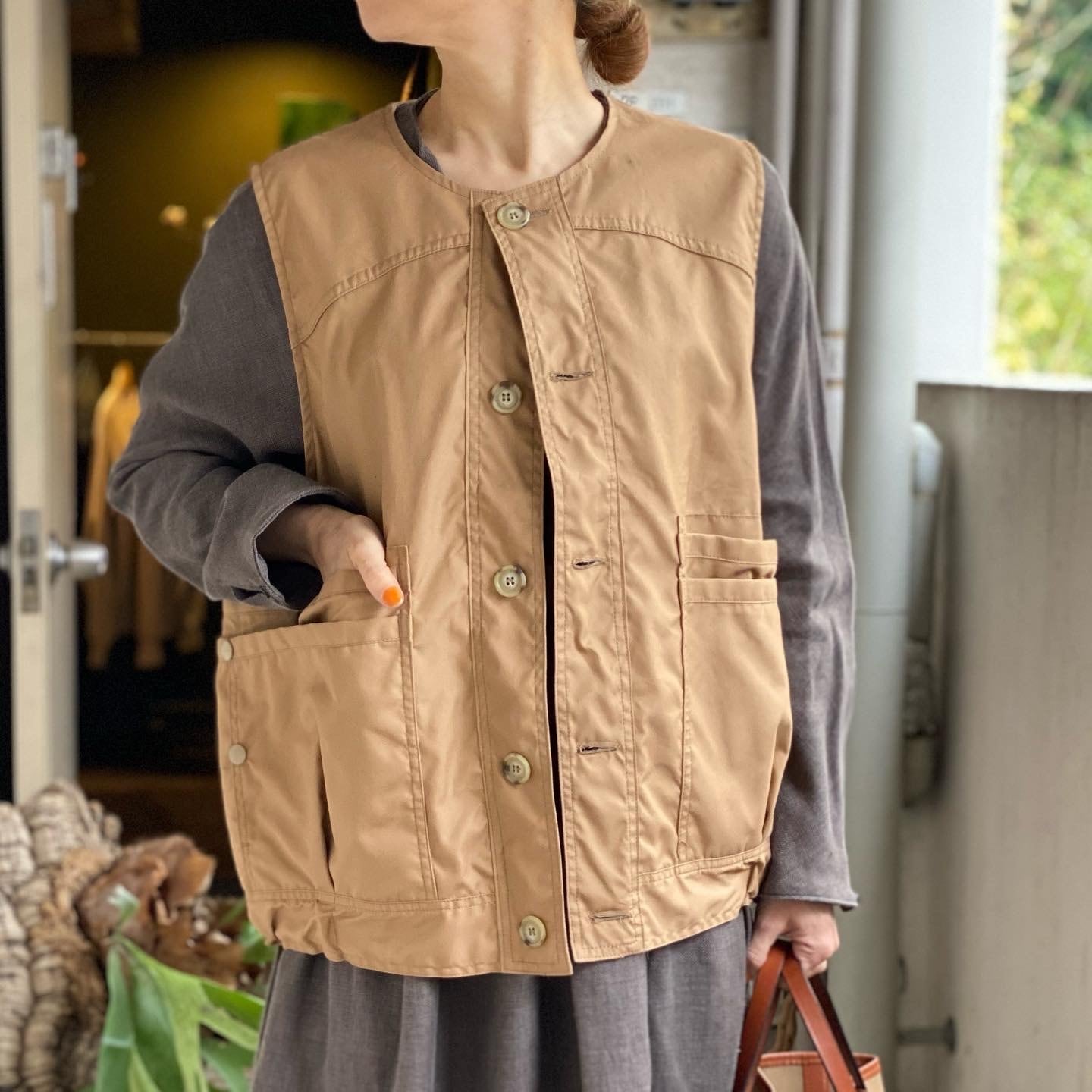 SASSAFRAS(ササフラス) Overgrown Hiker Vest Beige | Debby
