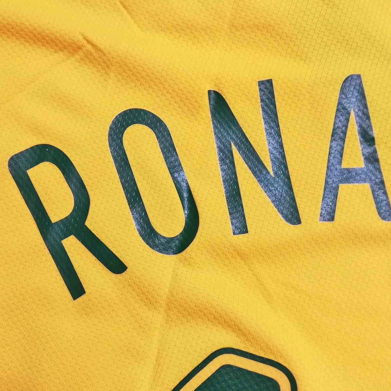 ブラジル代表 2006 Nike ホーム半袖 ユニフォーム #10 RONALDINHO