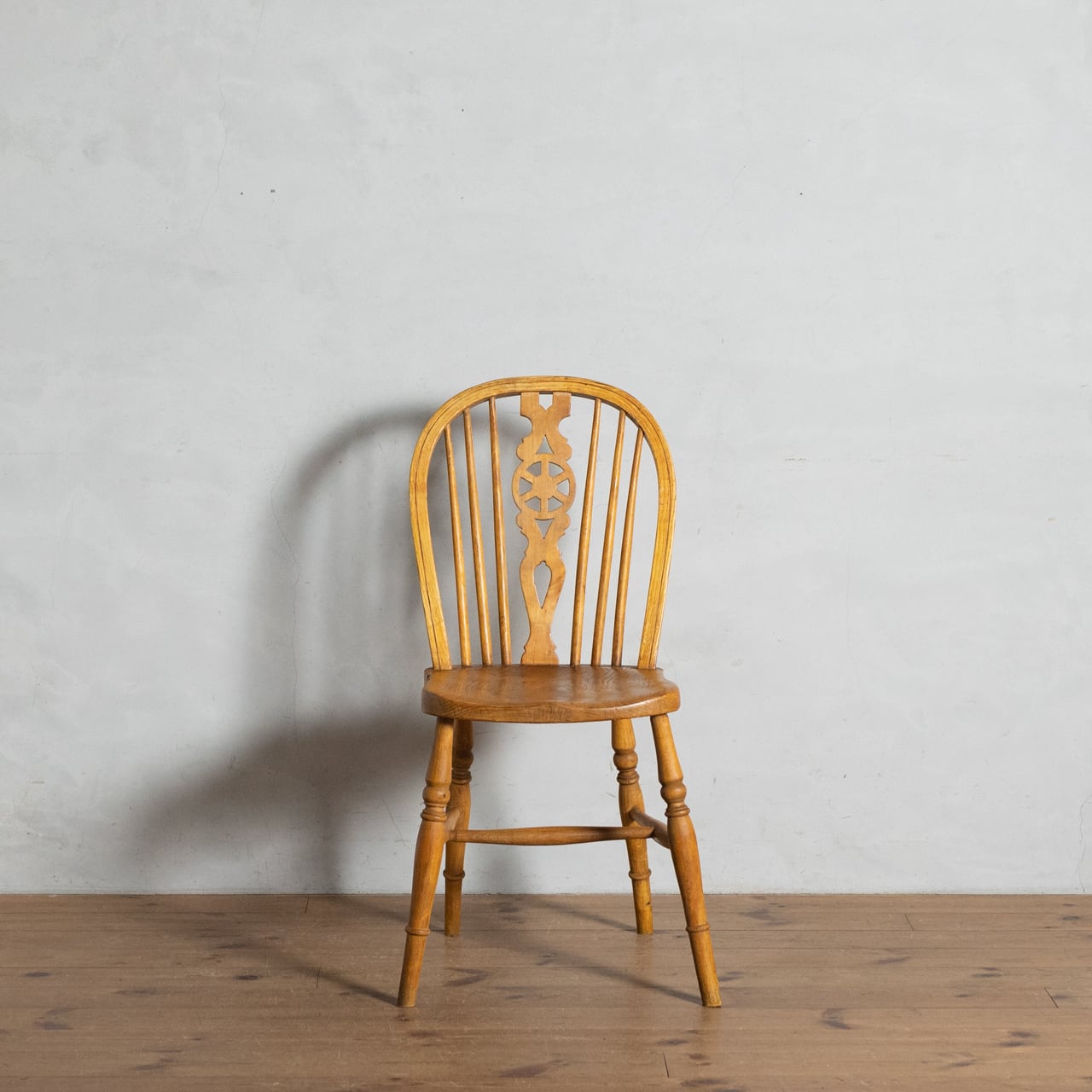 Wheelback Chair / ホイールバック チェア 〈ダイニングチェア