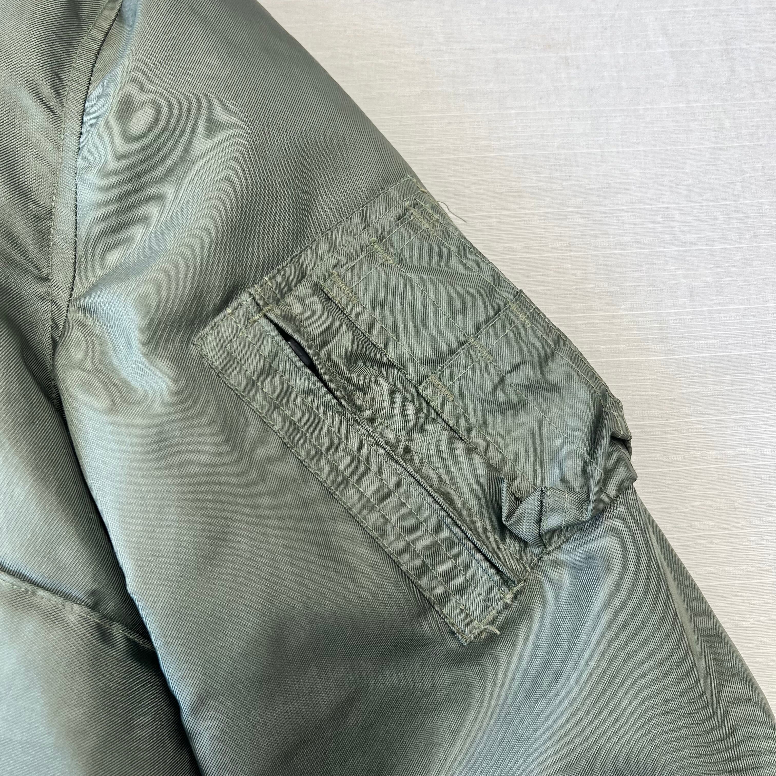 05 USA製 US.Armed Forced CWU-36/P メンズLARGE カーキ 米軍実物