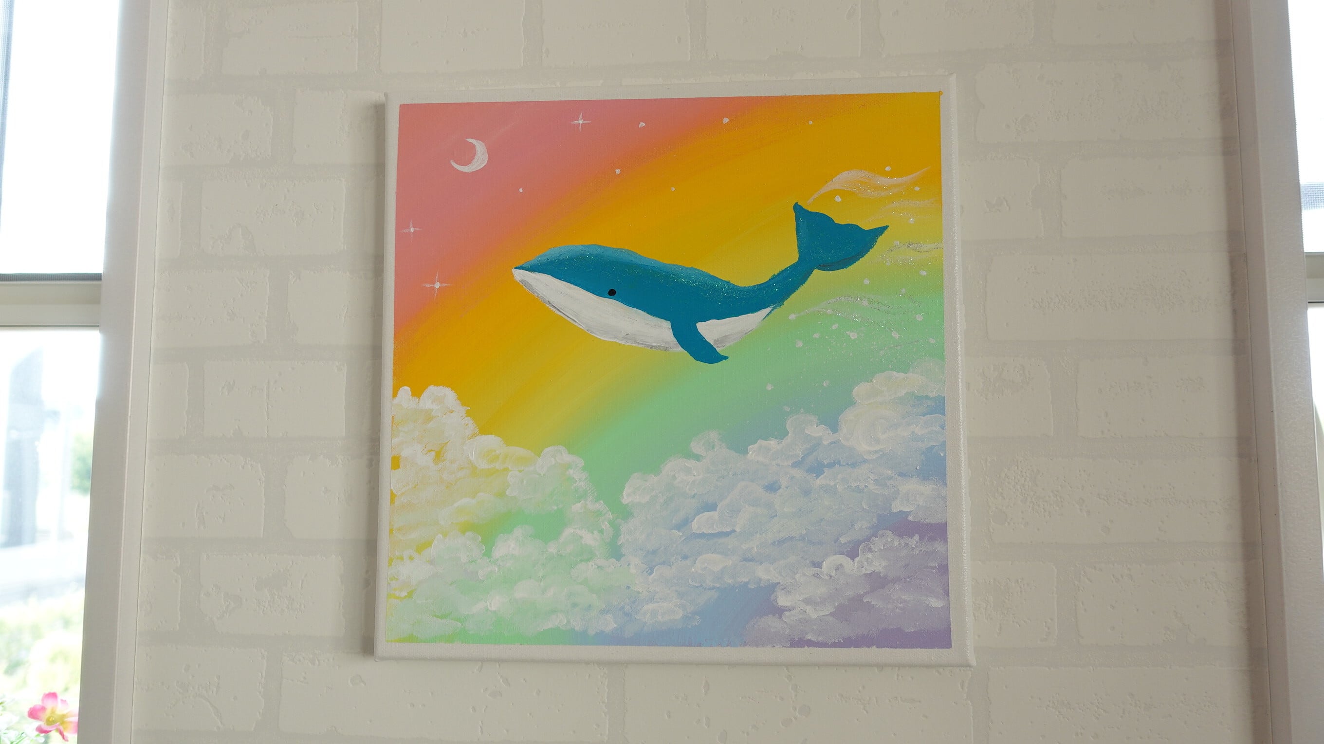 虹色の空を飛ぶクジラ（ラメ入り）【アクリル画】原画・イラスト・幻想