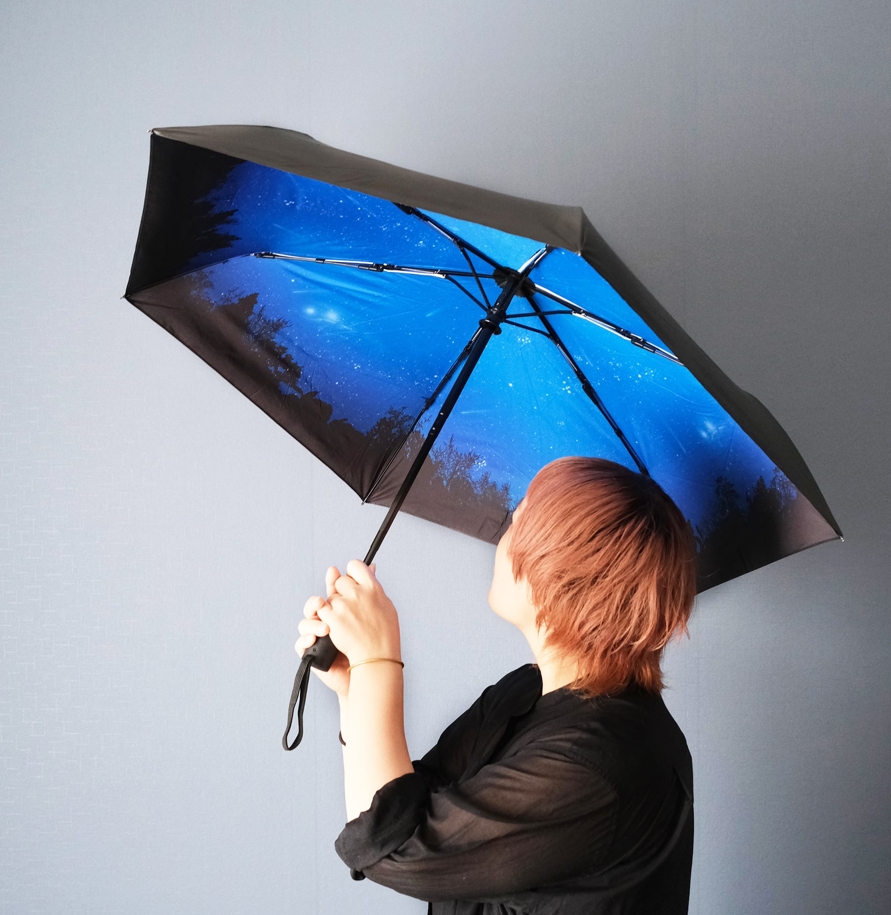 雨の中で差す星空 