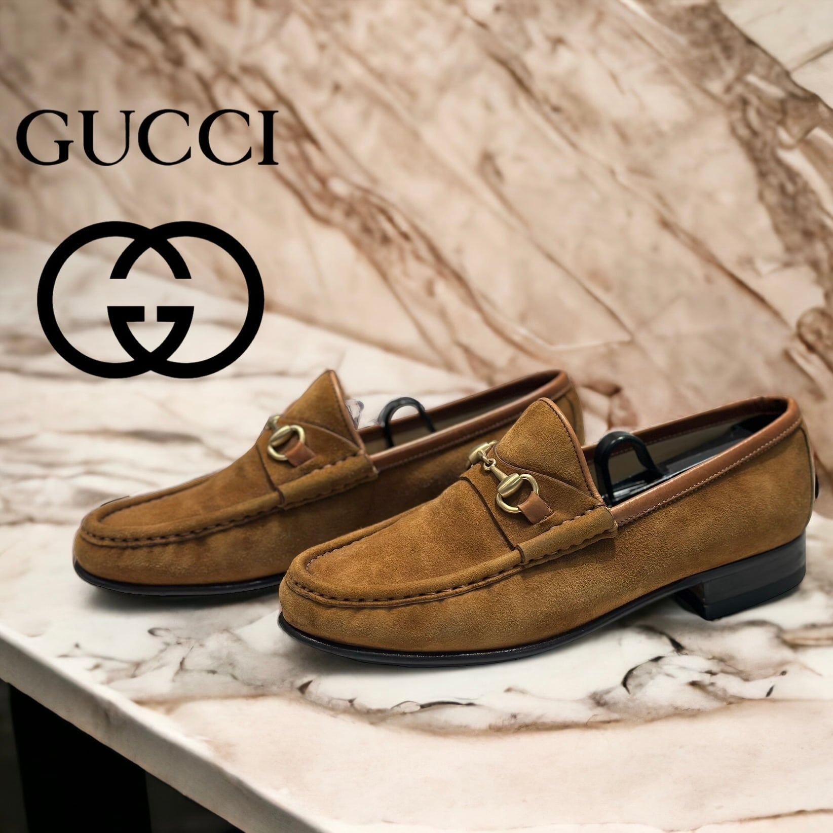 GUCCI スウェードローファー