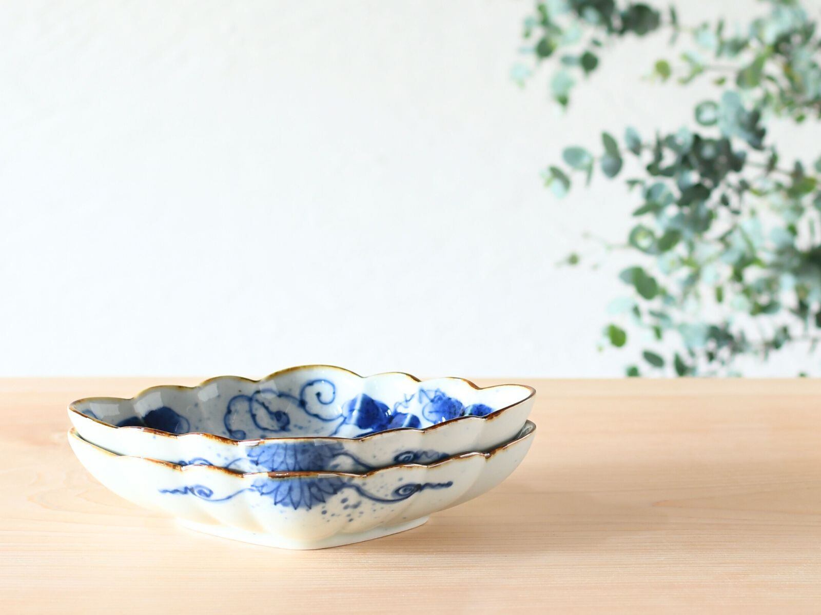 有田焼 福泉窯 手描き 染付つた葡萄 菊割菱型皿 単品 | ARITAYAKI STORE