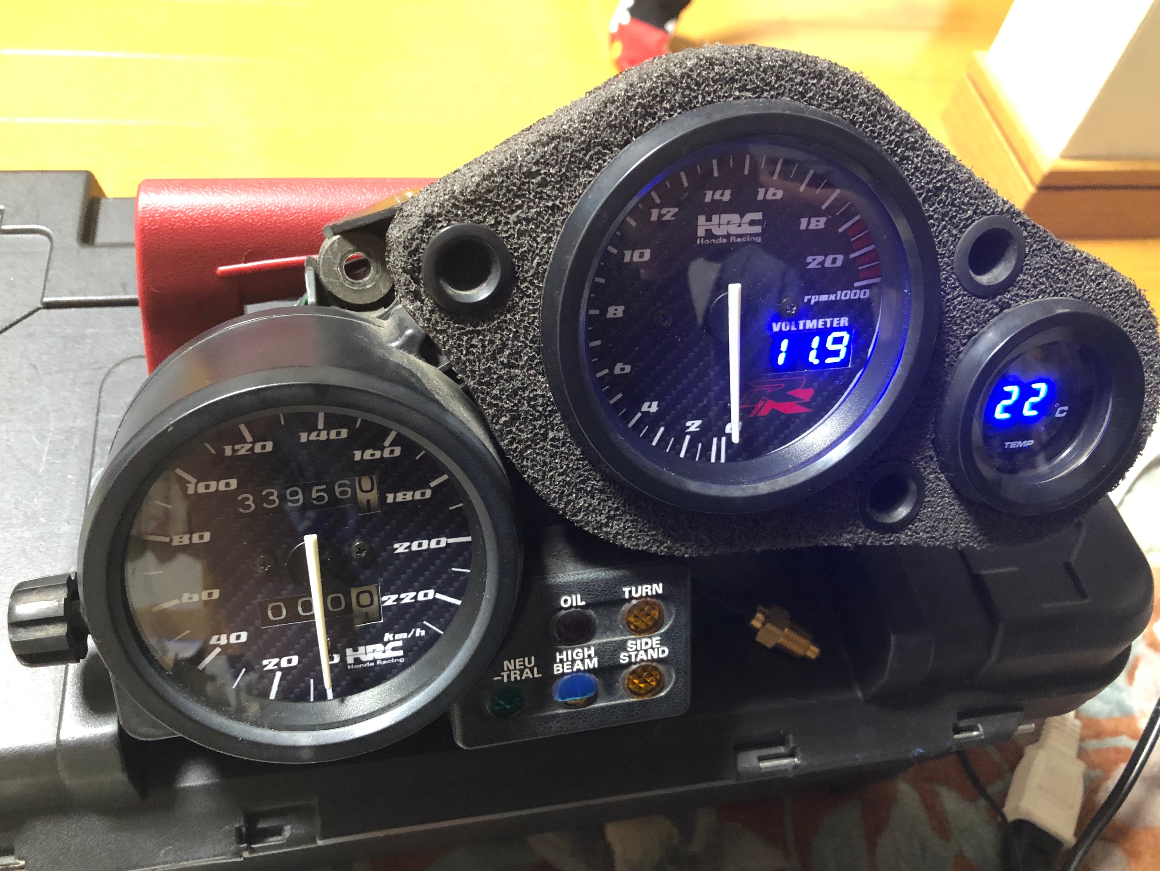 ワンオフ!CBR250RR(MC22)他ワンオフスペシャルメーター製作します