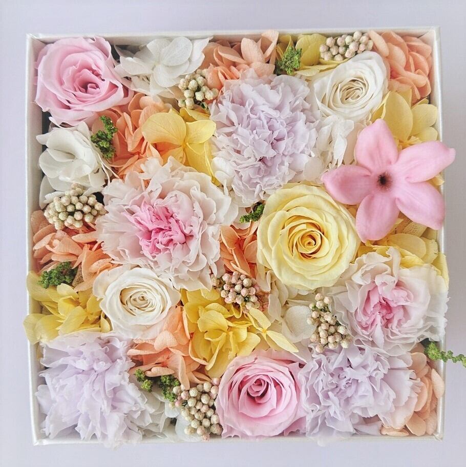 PINK BEIGE&PEARL WHITE BOX PASTEL COLOR プリザーブドフラワー