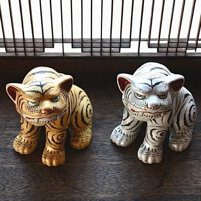 ARITAYAKI STOREオリジナル＊ 有田焼 円左エ門窯 手描き 虎 ペア置物
