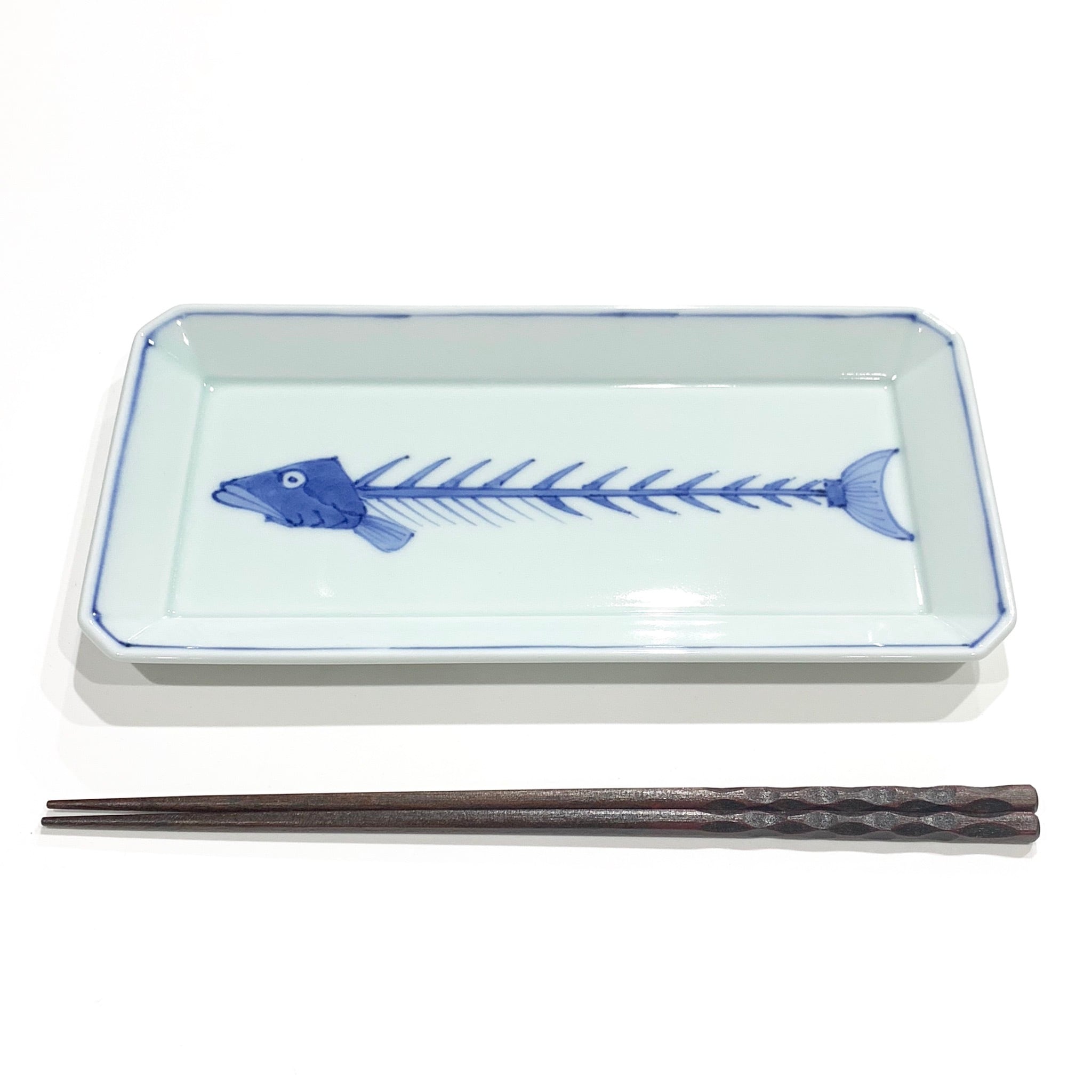 染付魚(骨) 長角皿 中 | 24to3［西富陶磁器オンラインストア 有田焼