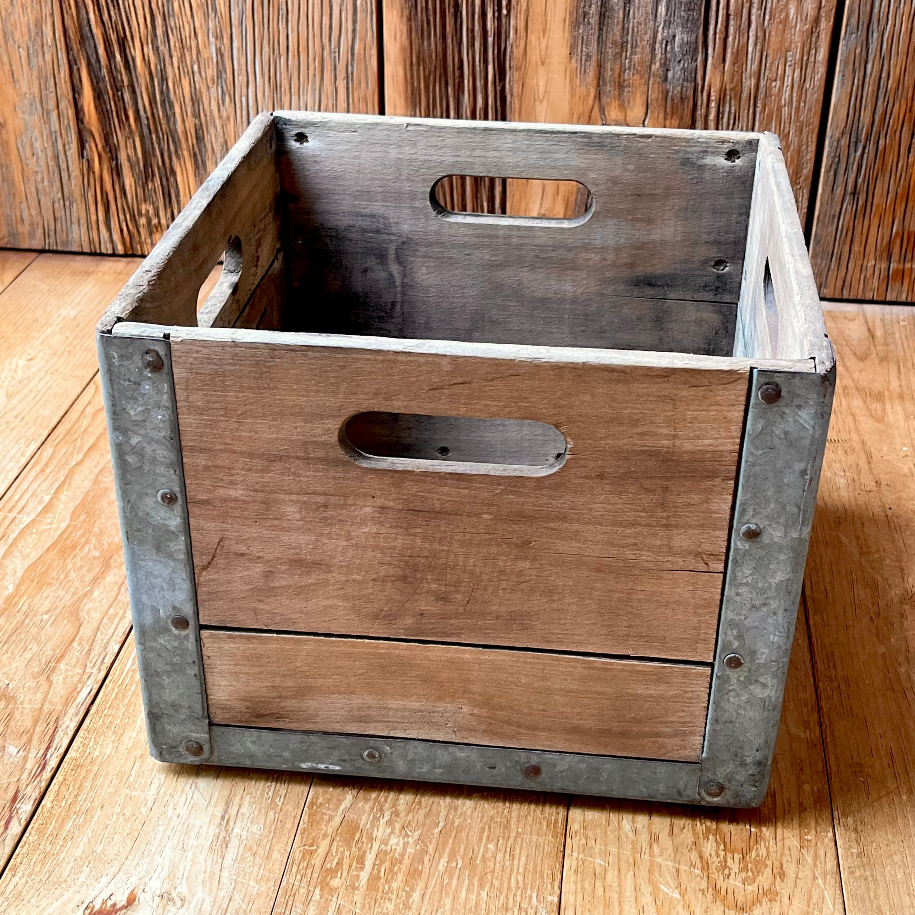 Vintage Milk Crate ミルククレート USA製 店舗 ショップ ディスプレイ
