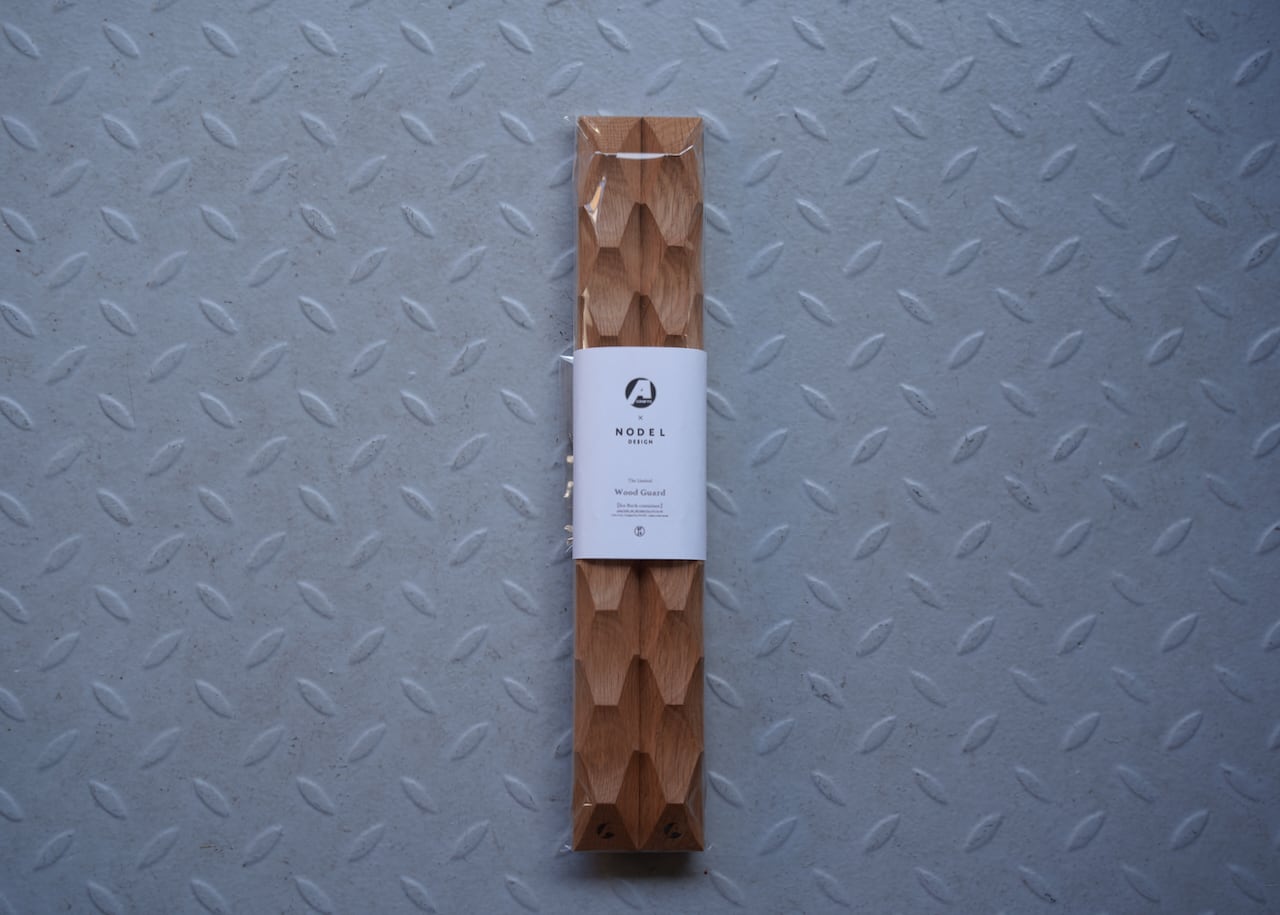 Butterfly TABLE / S （ウォールナット） | NODELDESIGN ONLINE STORE