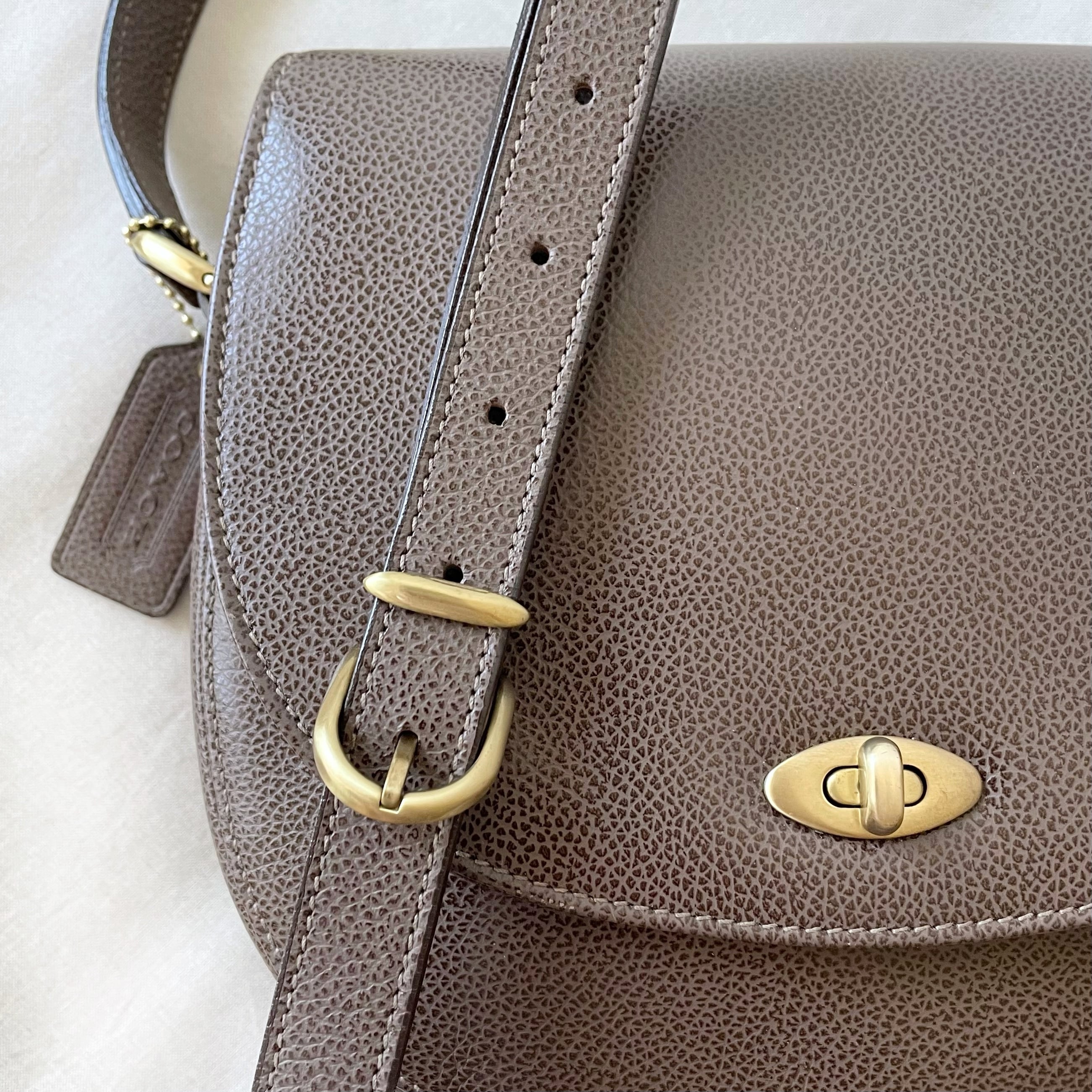 RARE COLOR VINTAGE COACH (OLD COACH オールドコーチ) MADISON