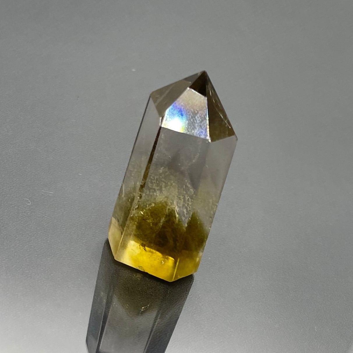 シトリン（ファントム） 六角柱 ポイント 天然石 | GAMAMA STONE