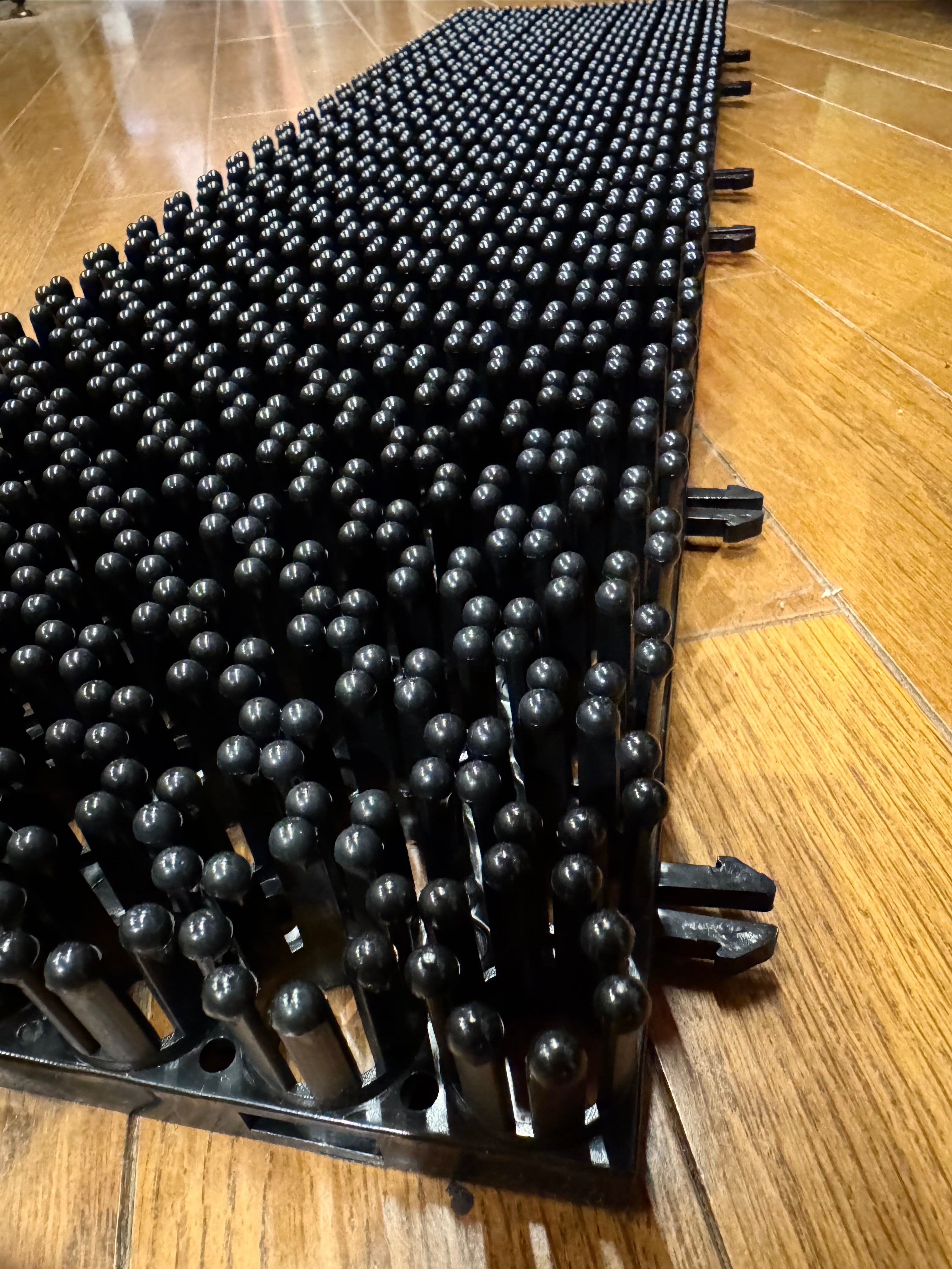 スノーボードオフトレ専用人工芝 ”トリックスノー” 18枚組み | momentum
